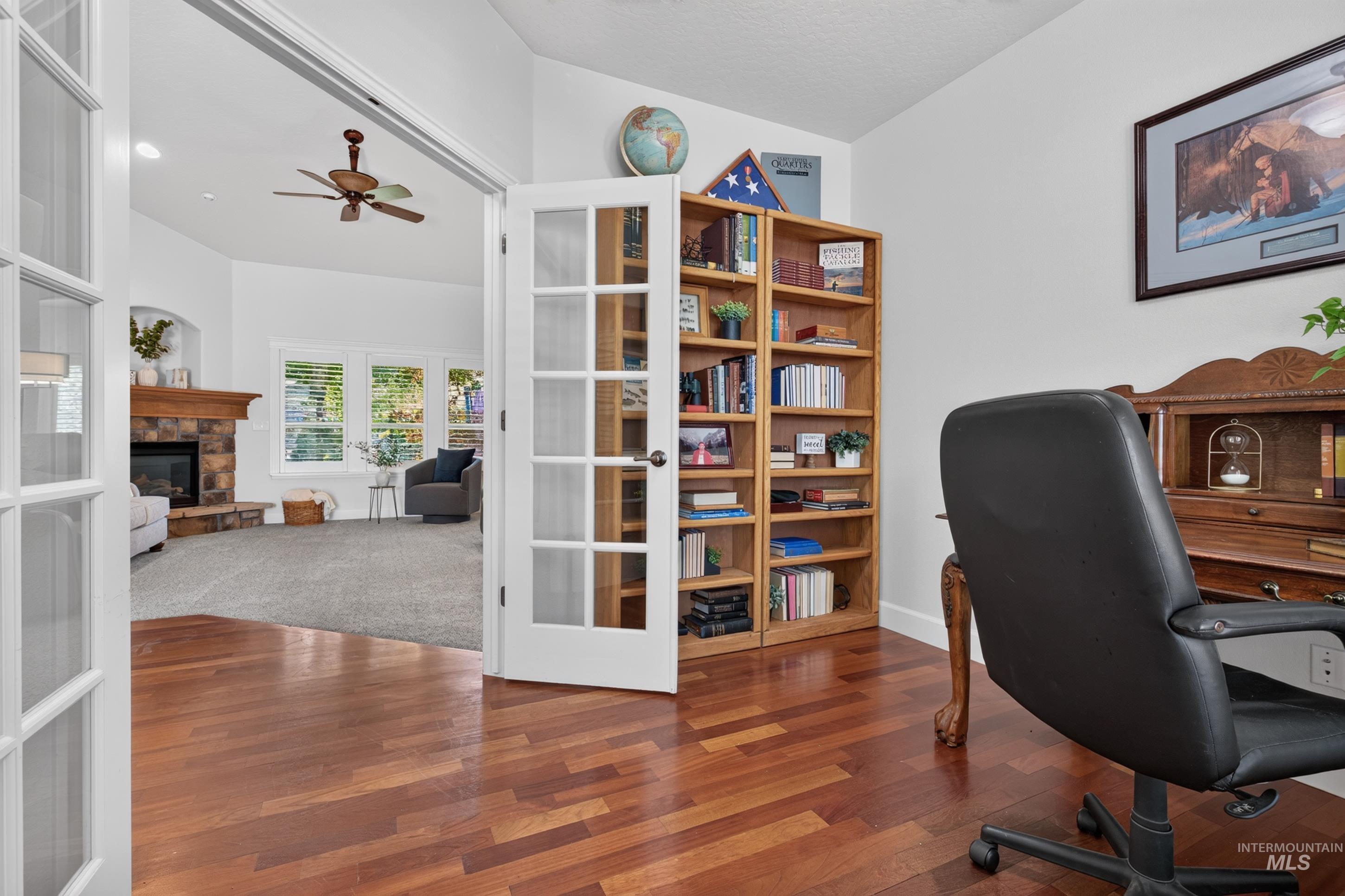 760 S Hydra Property Photo 9