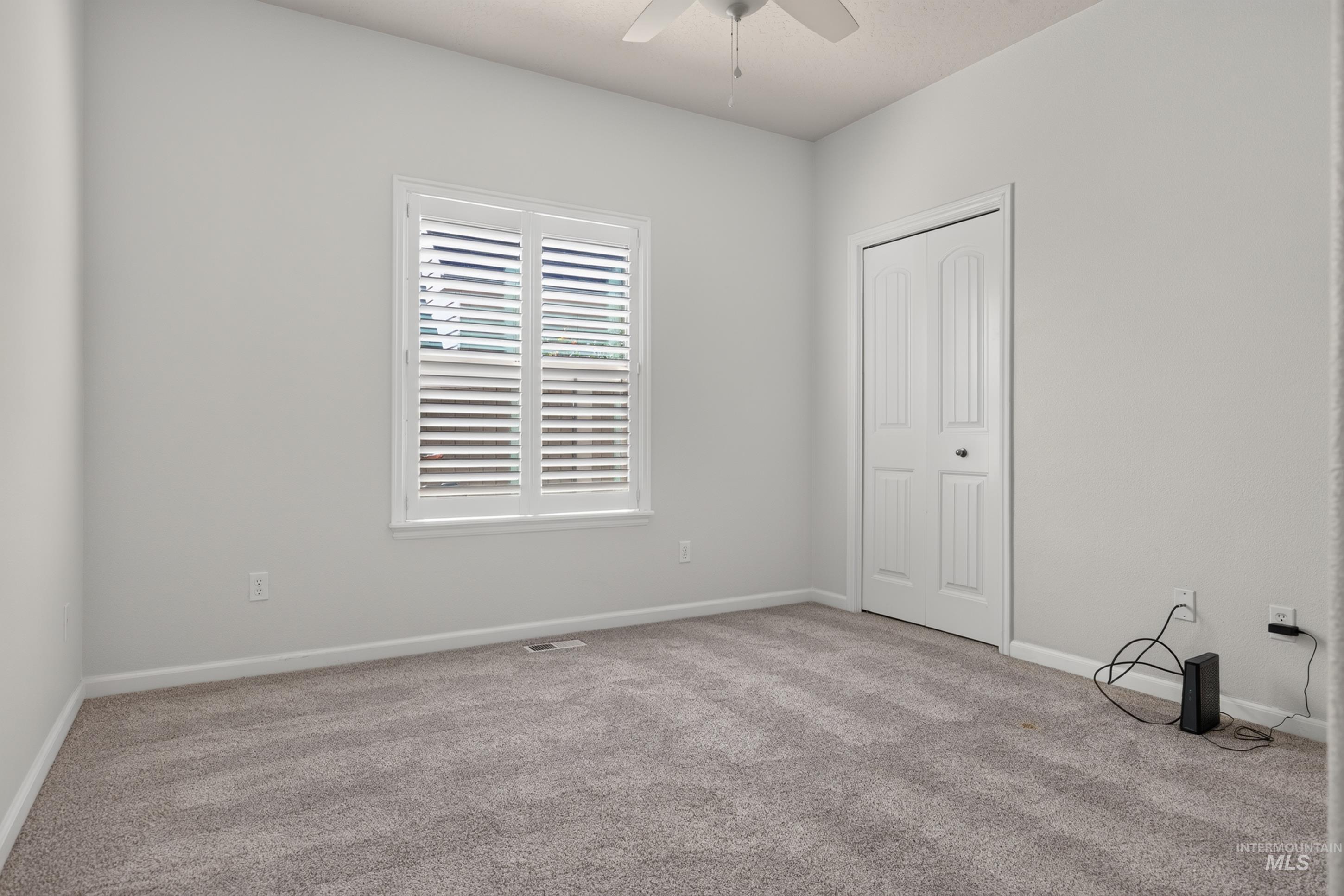 760 S Hydra Property Photo 38