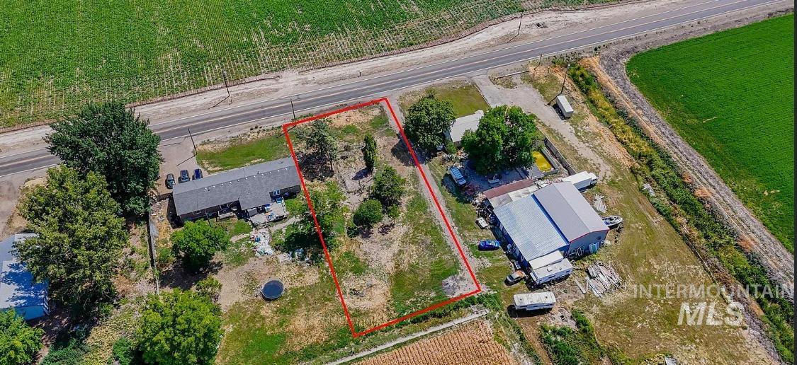 2800 Hwy 30 Property Photo 3