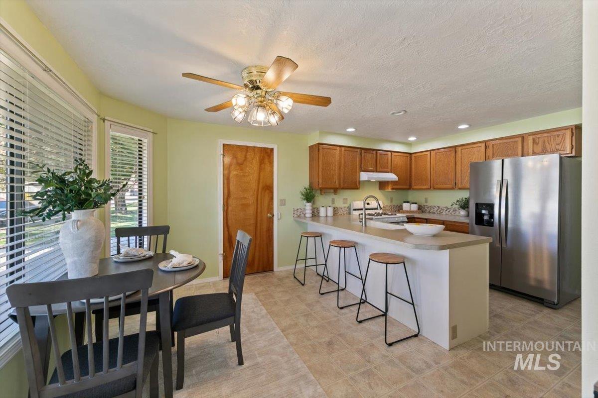 8372 W Willowcourt Drive Property Photo 6