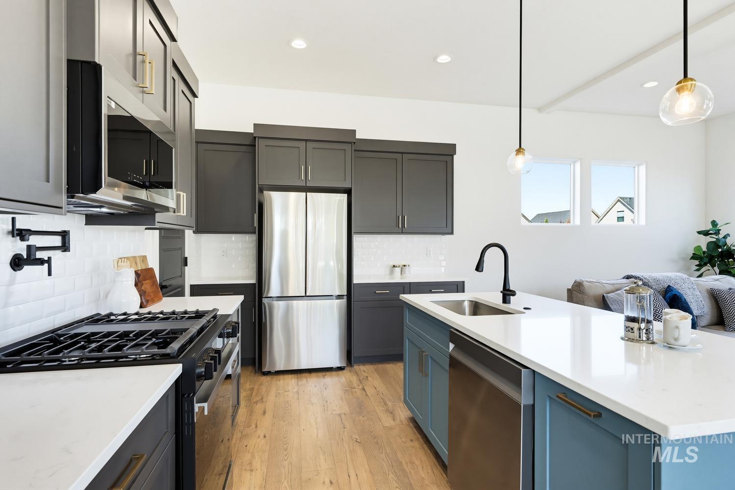 3842 W Spring House Ln Property Photo 15