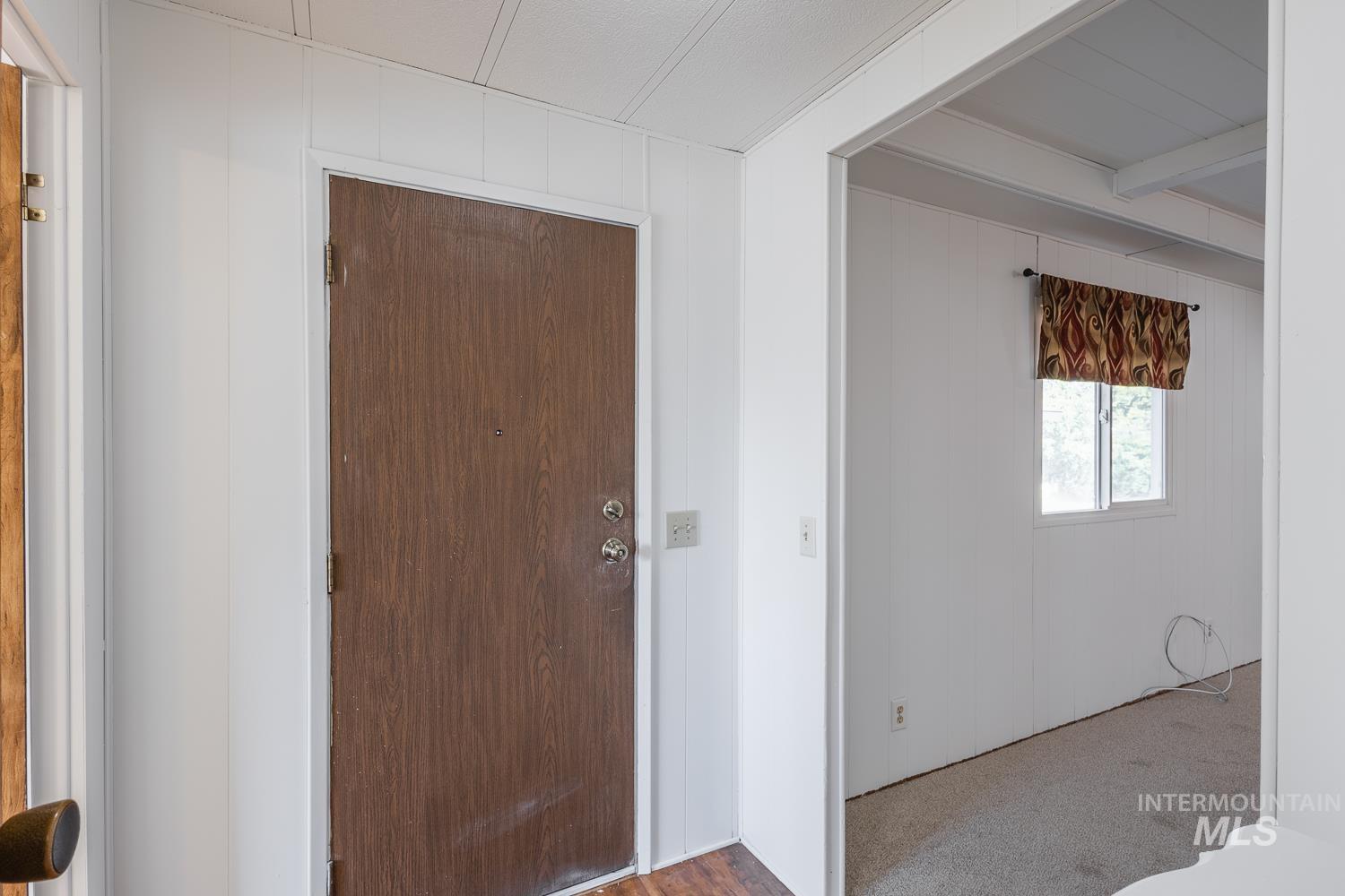 219 W W Silver City Dr Property Photo 6
