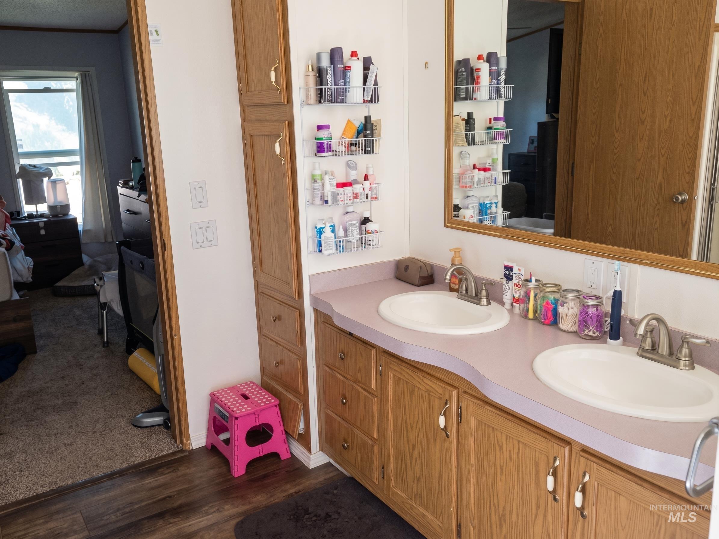 13821 Gary Ln Property Photo 8