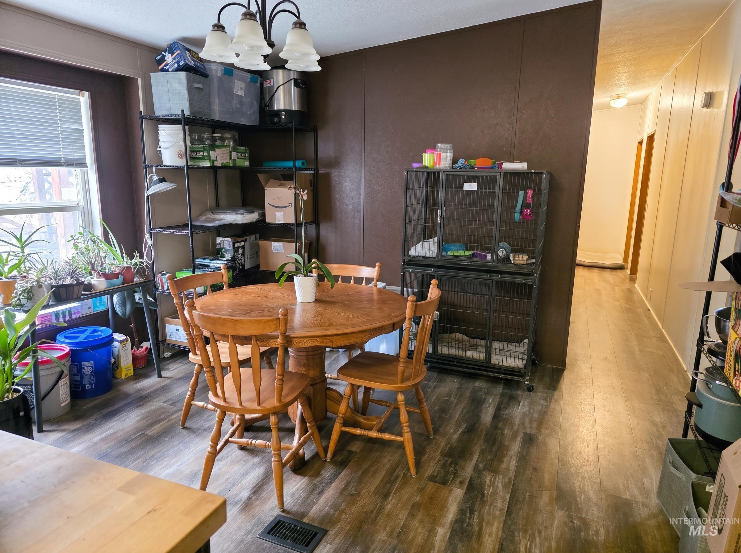13821 Gary Ln Property Photo 9