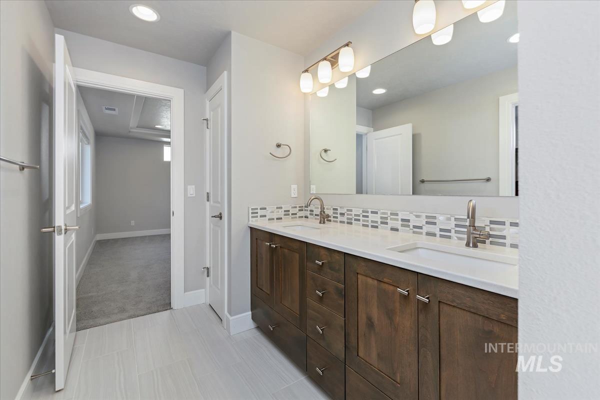 3332 W Ladle Rapids Ct. Property Photo 9