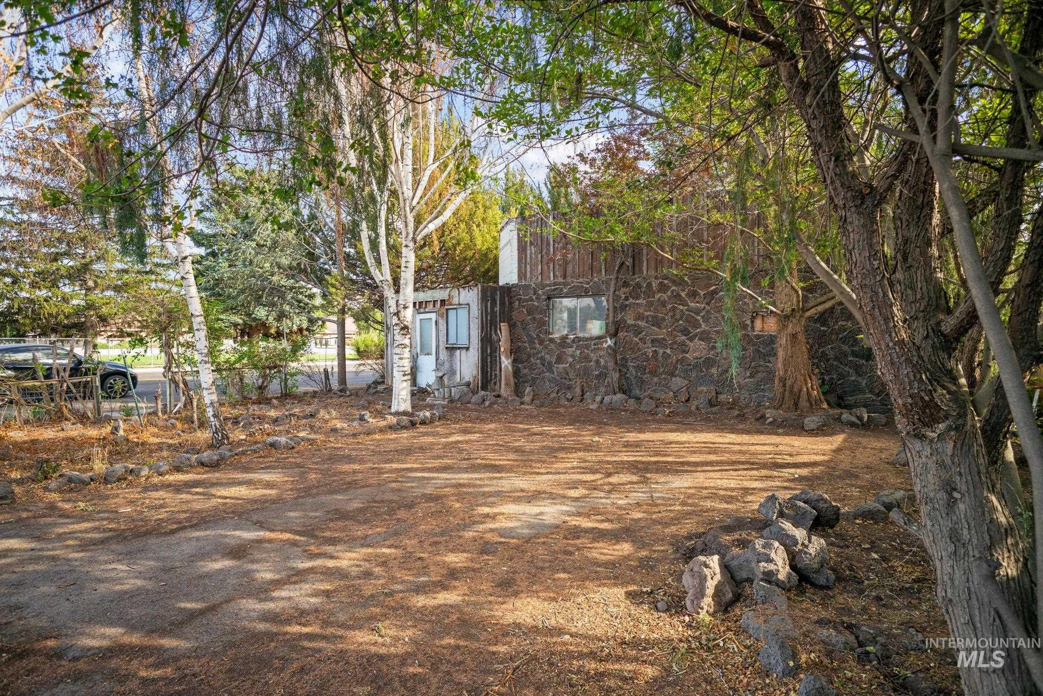 368 N Idaho St Property Photo 1