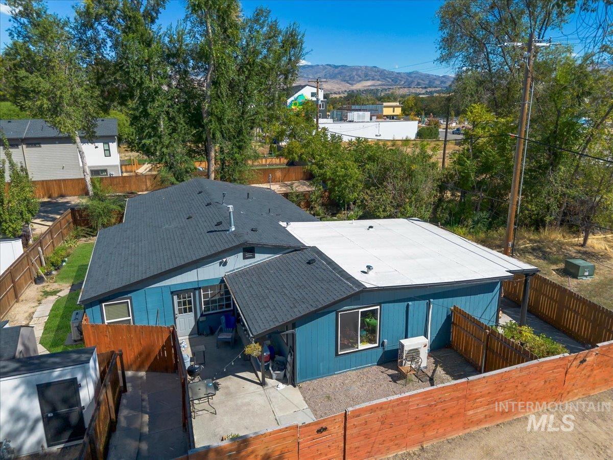 3424 N Clay St. Property Photo 6