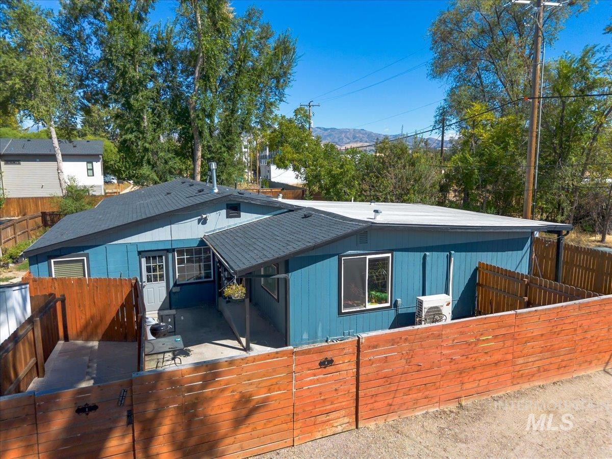 3424 N Clay St. Property Photo 16