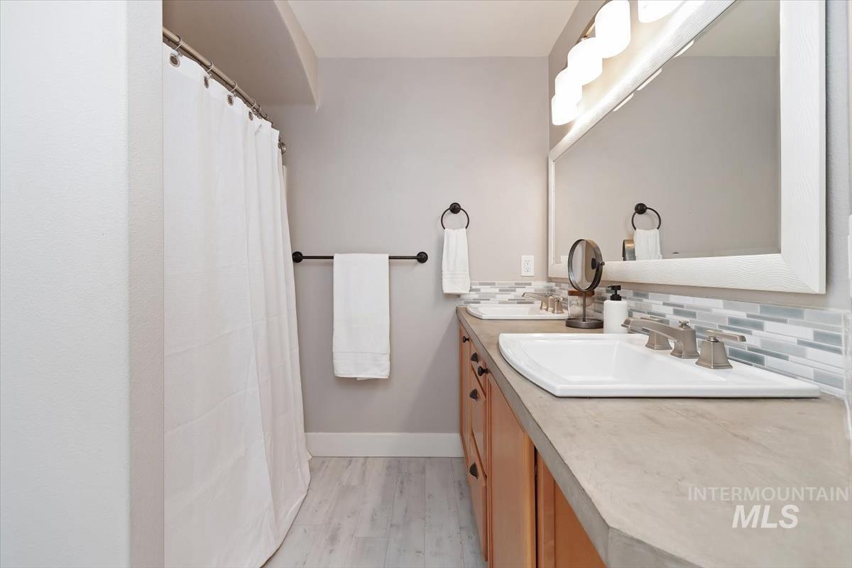 2840 Ne Haskett Pl Property Photo 25