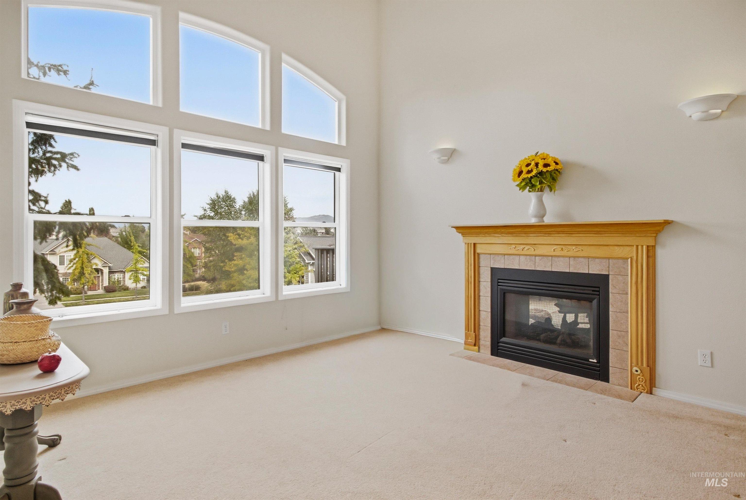 2265 E Sixth Street Property Photo 5