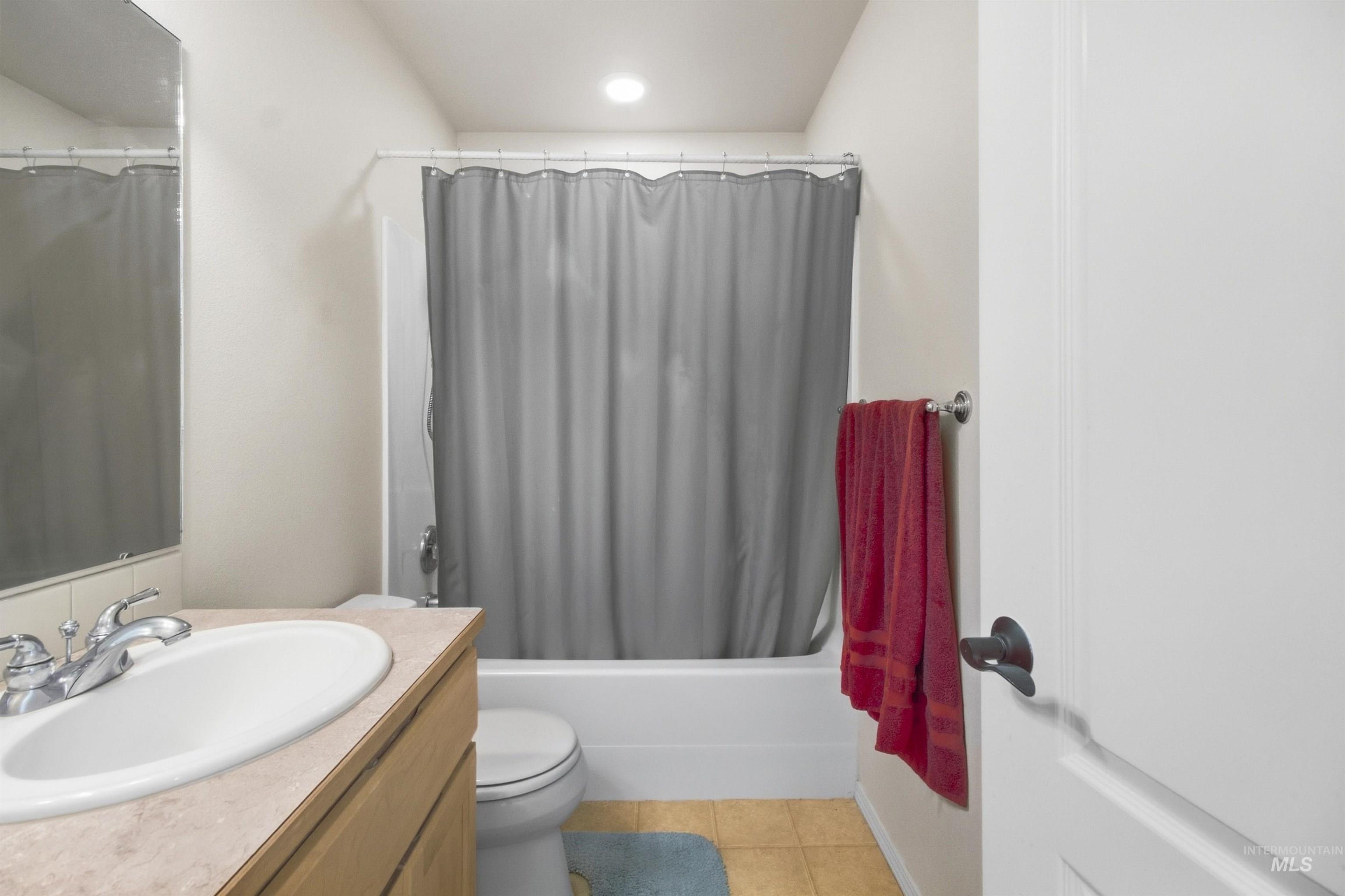 2265 E Sixth Street Property Photo 34
