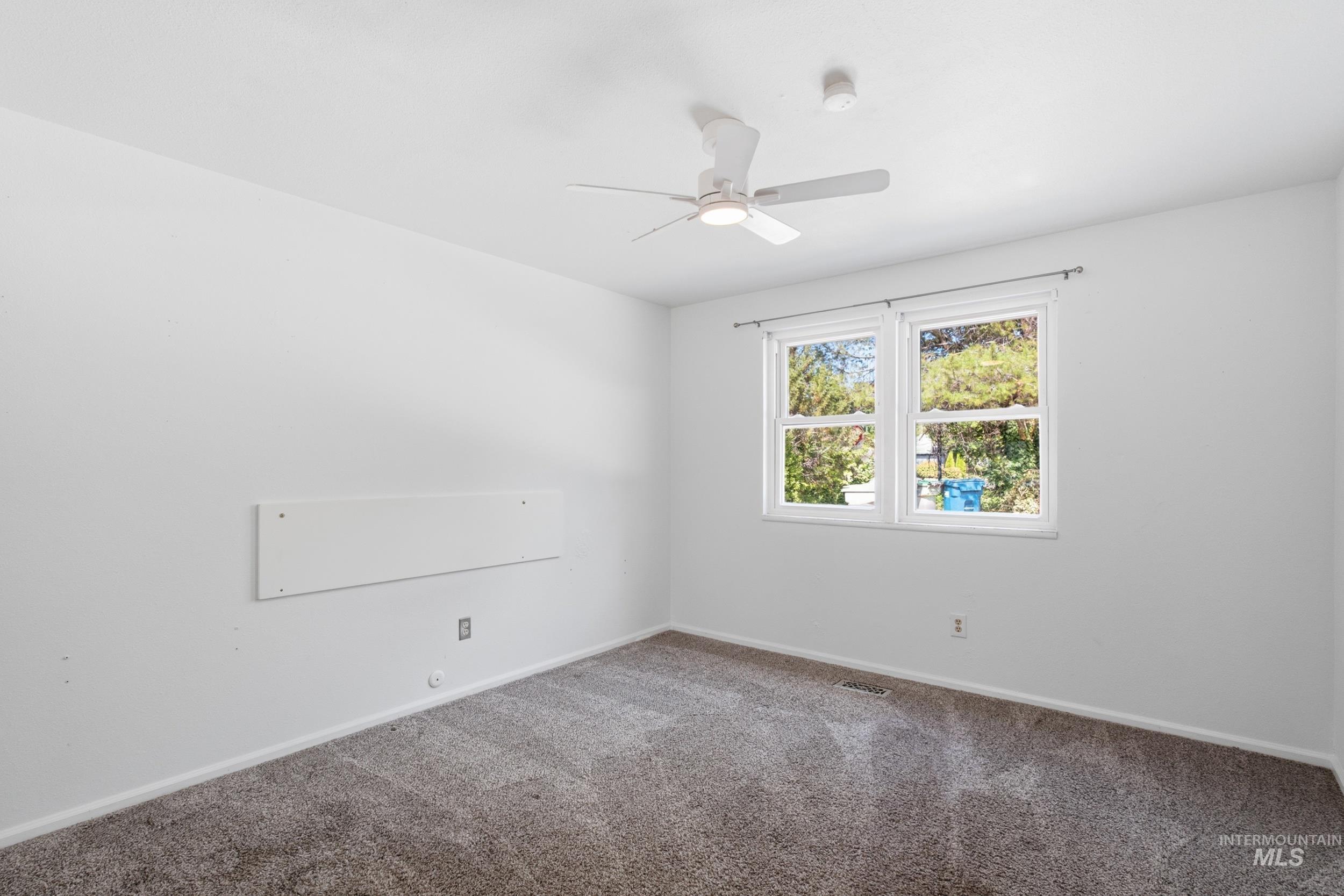5057 W Harbourview Drive Property Photo 15