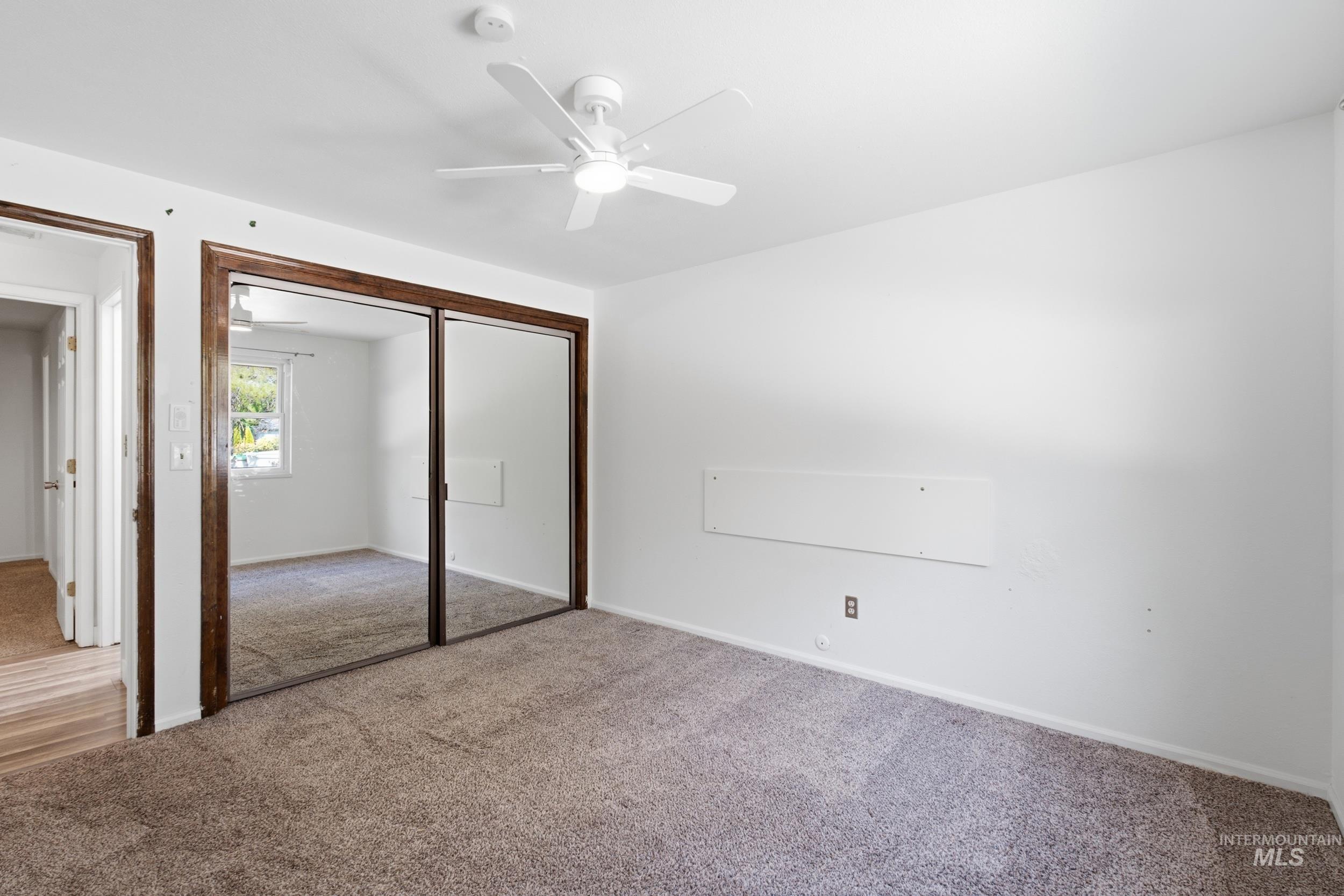 5057 W Harbourview Drive Property Photo 18
