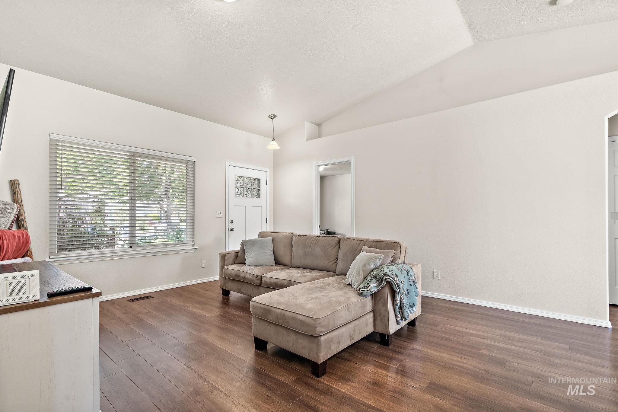 11736 W Halstead Ct. Property Photo 6