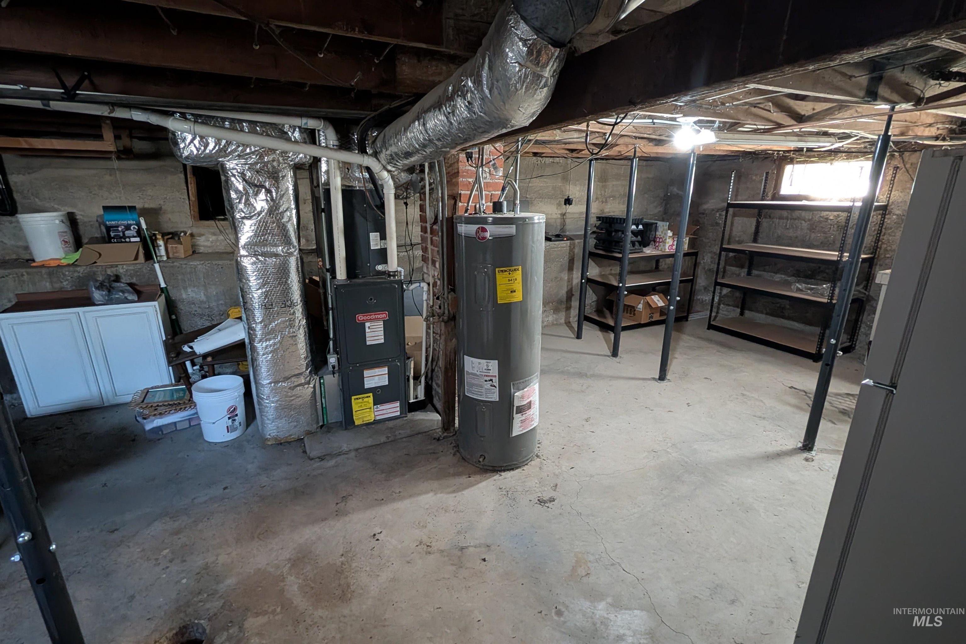 1518 Overland Property Photo 13