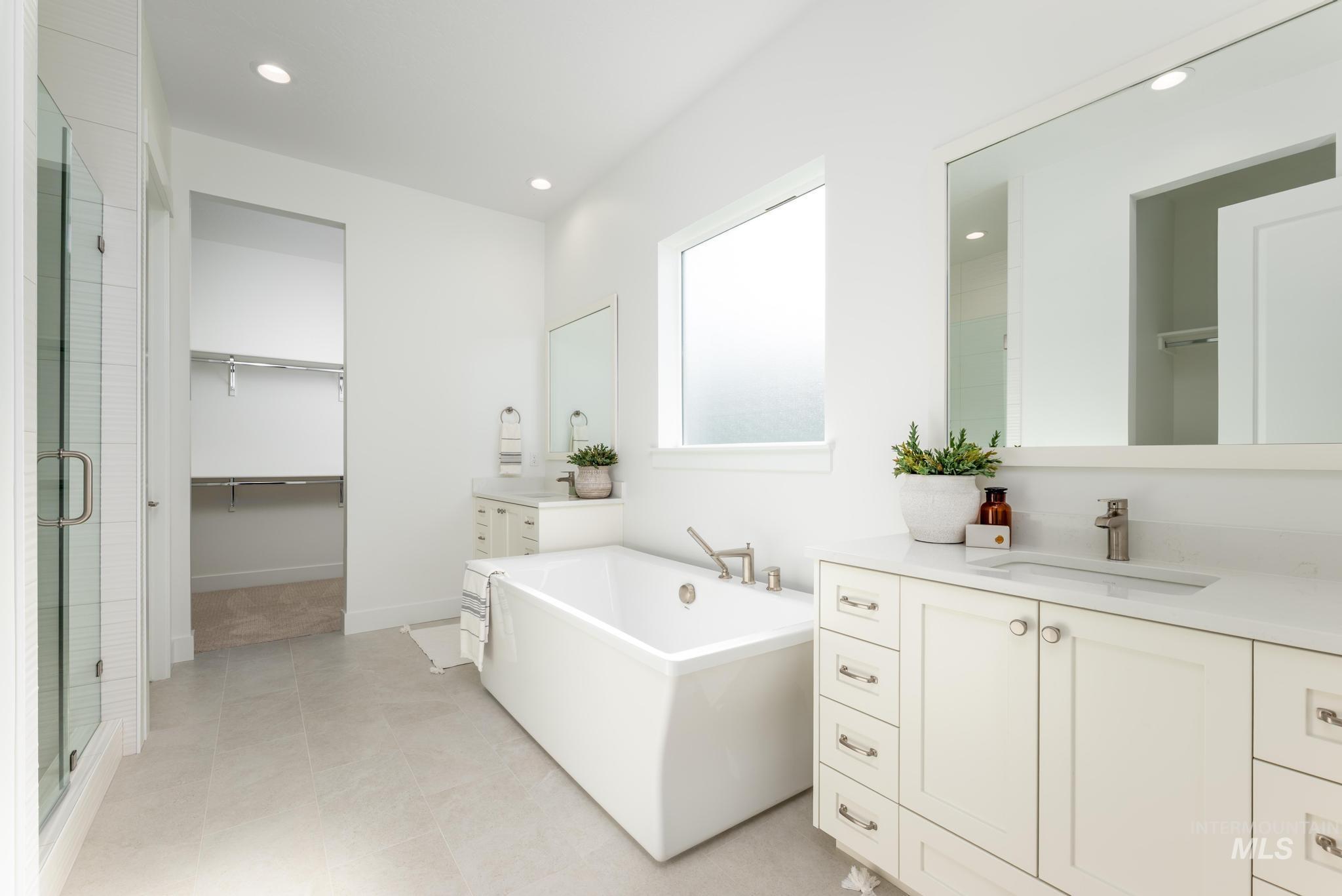 2657 N Silverbell Way Property Photo 16