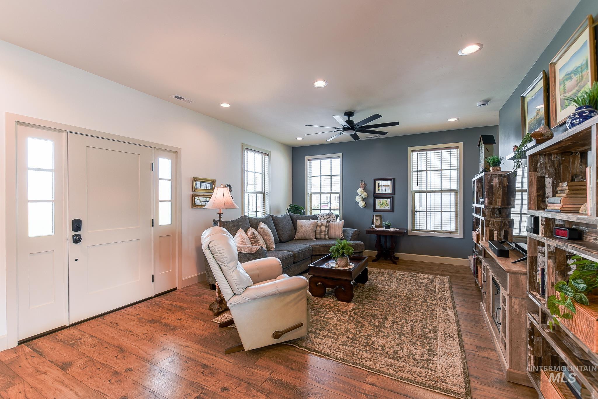 1470 Picotee Circle Property Photo 17