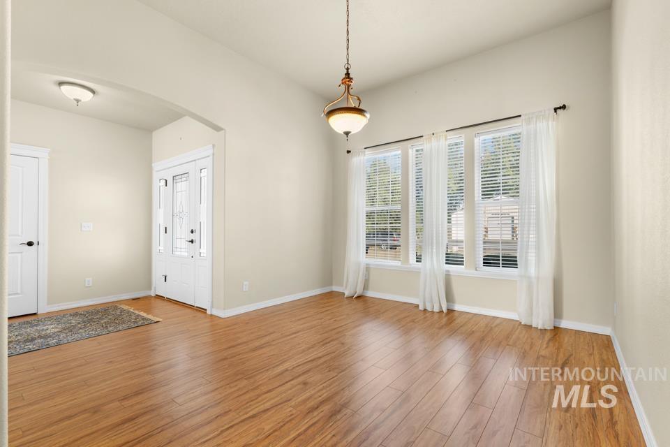 2580 Ne 16th Property Photo 4
