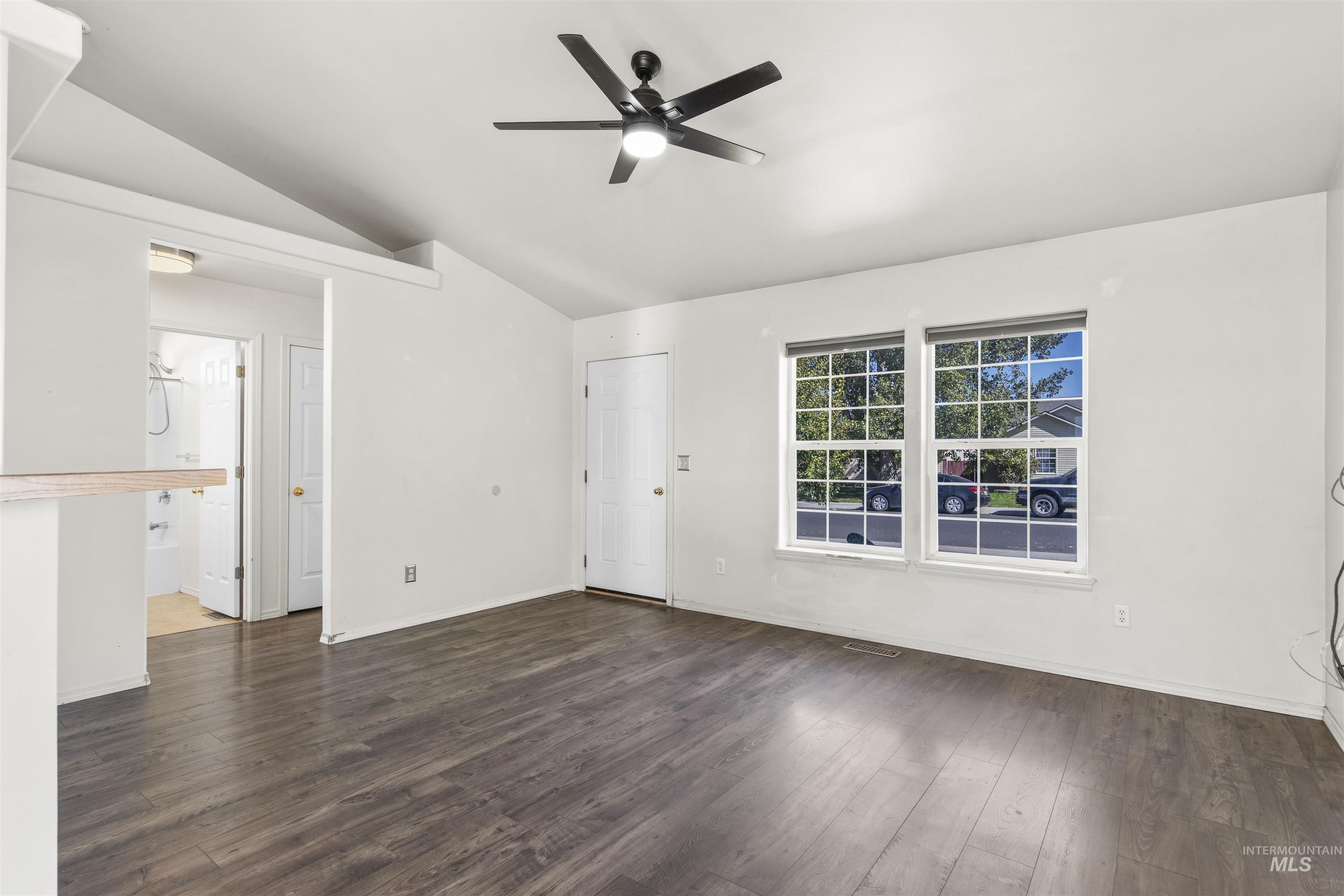 1414 Valencia Street Property Photo 5
