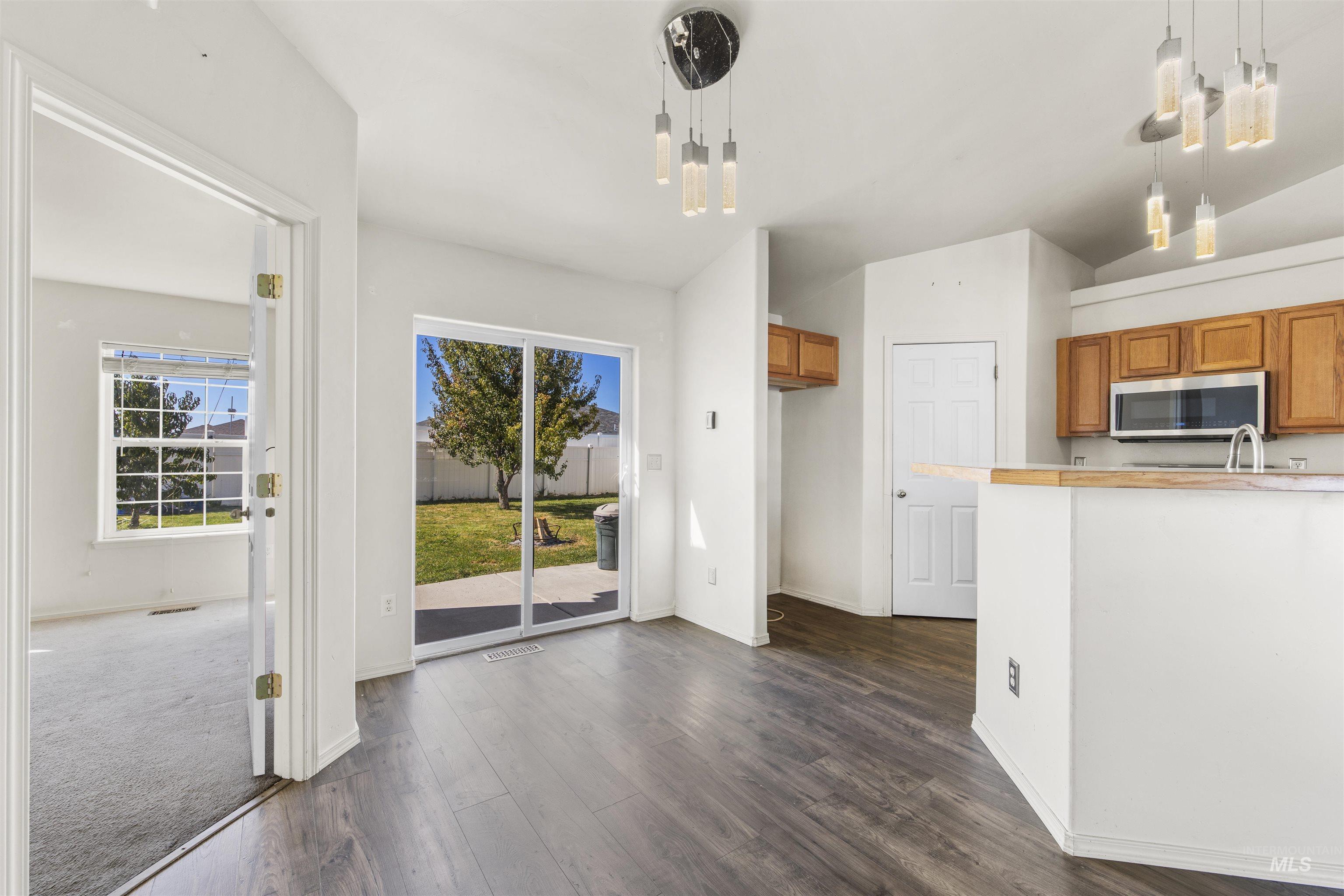 1414 Valencia Street Property Photo 12