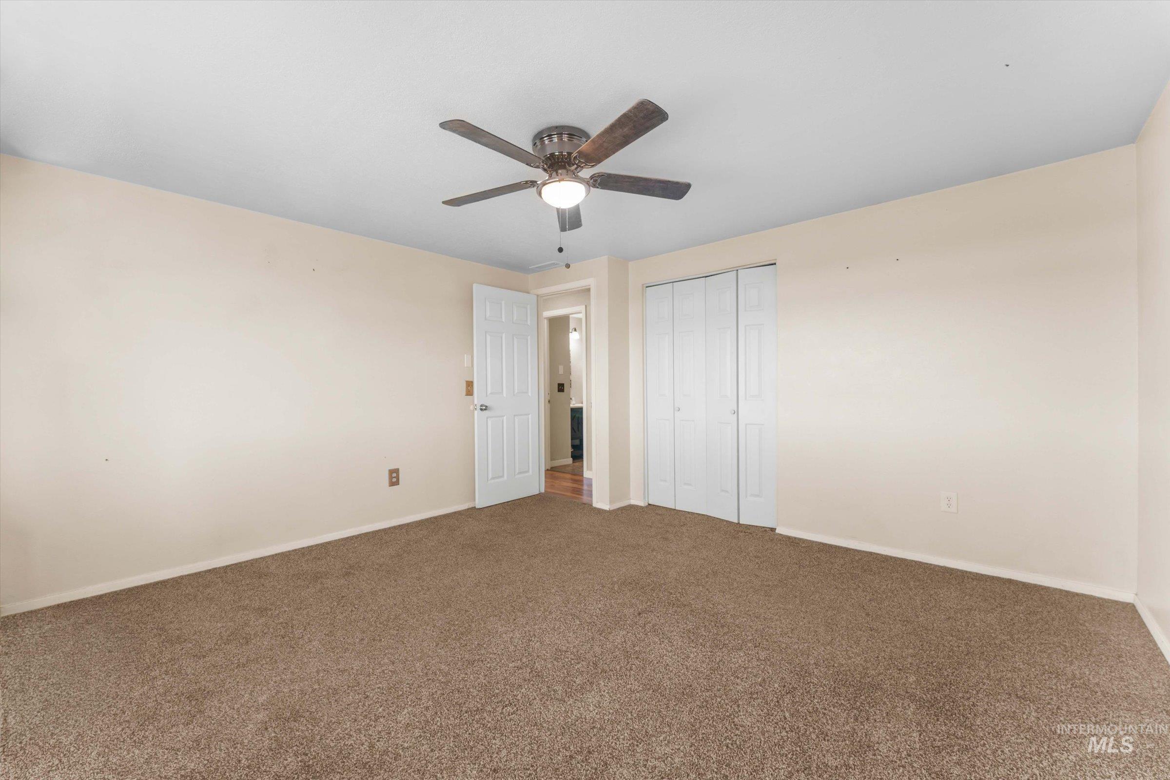 3044 Ne Reservoir Rd Property Photo 19