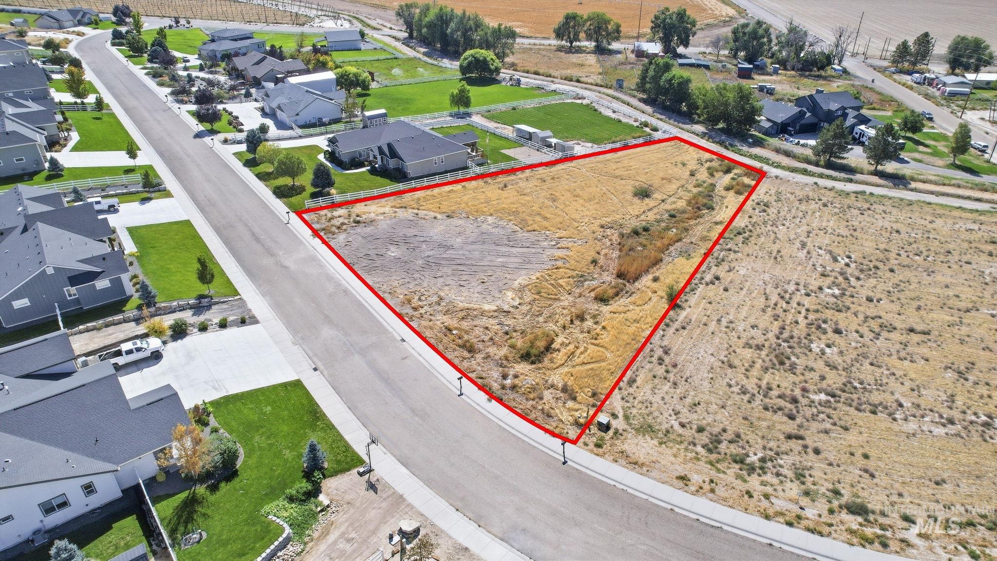 20189 Silver Spur Dr Property Photo 6