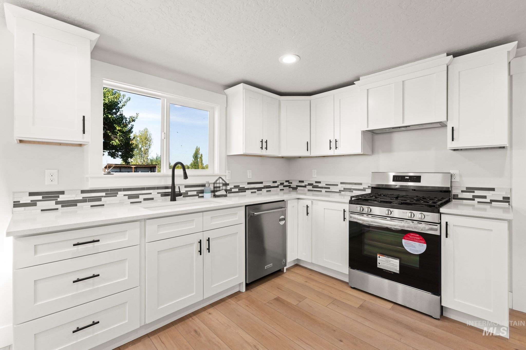 1111 Airport Property Photo 8