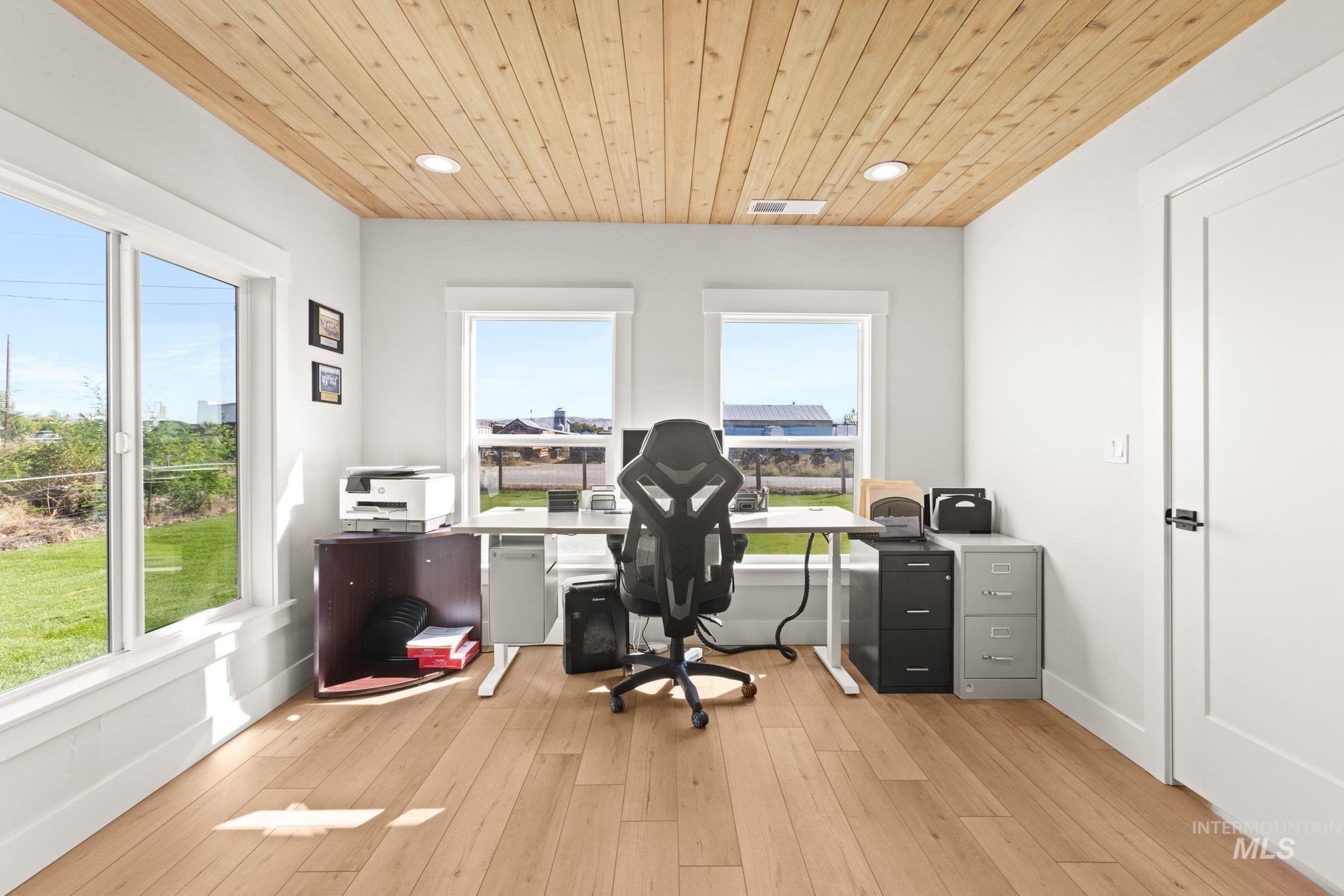 1111 Airport Property Photo 14