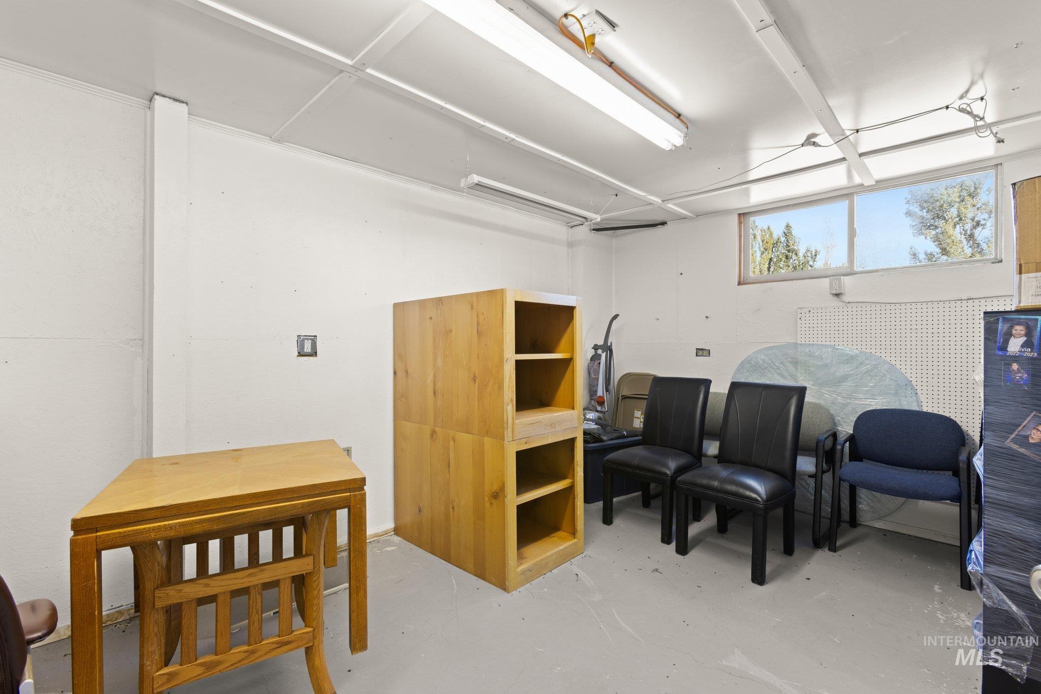 1111 Airport Property Photo 22