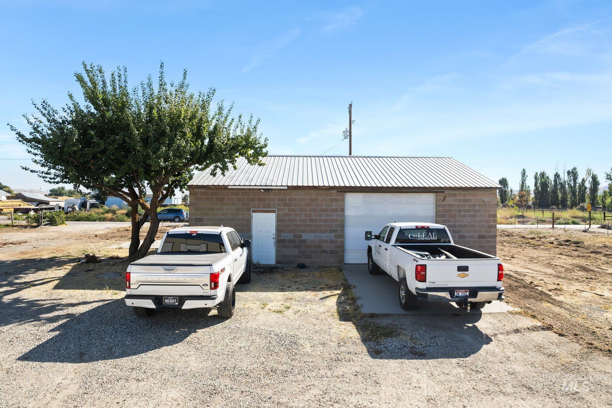 1111 Airport Property Photo 23