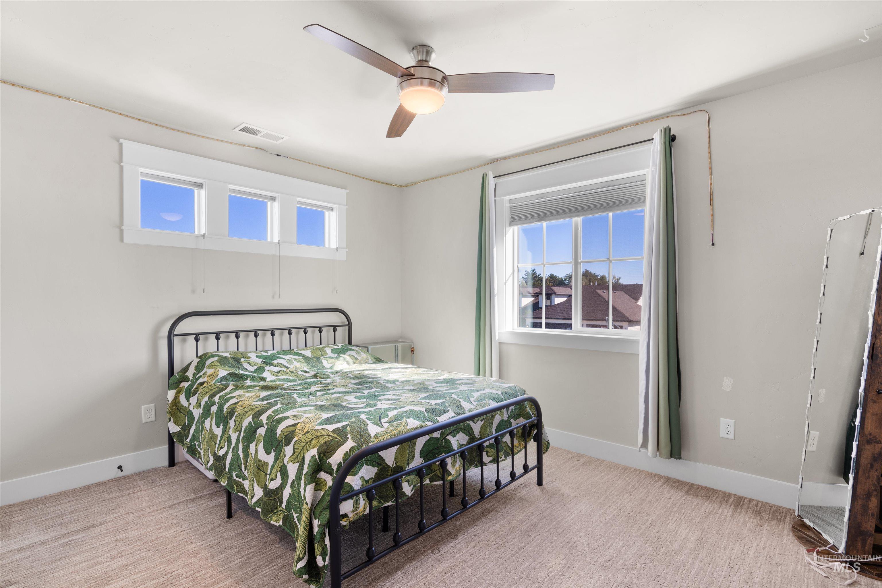 719 Midnight Sun Loop Property Photo 31