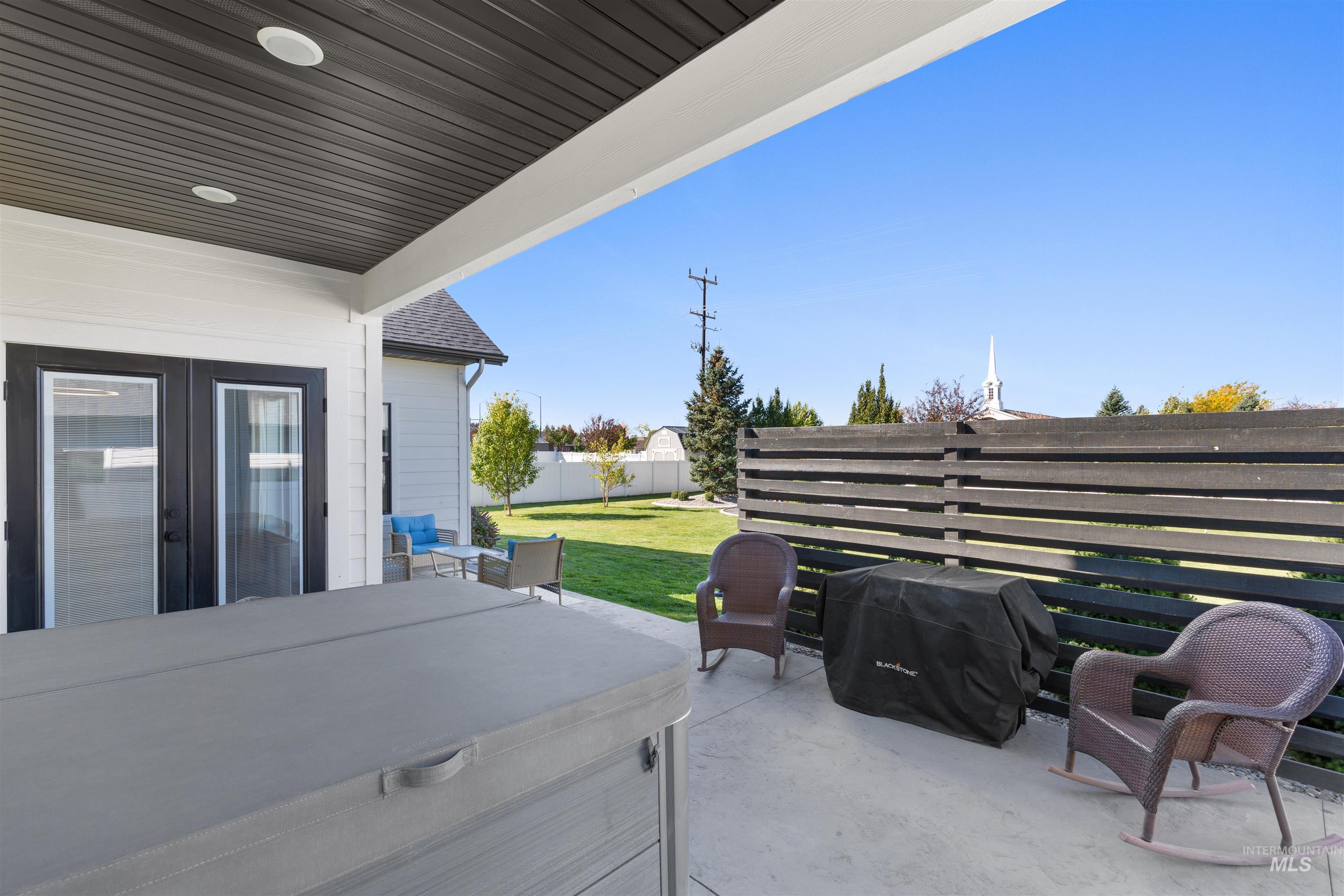 719 Midnight Sun Loop Property Photo 37