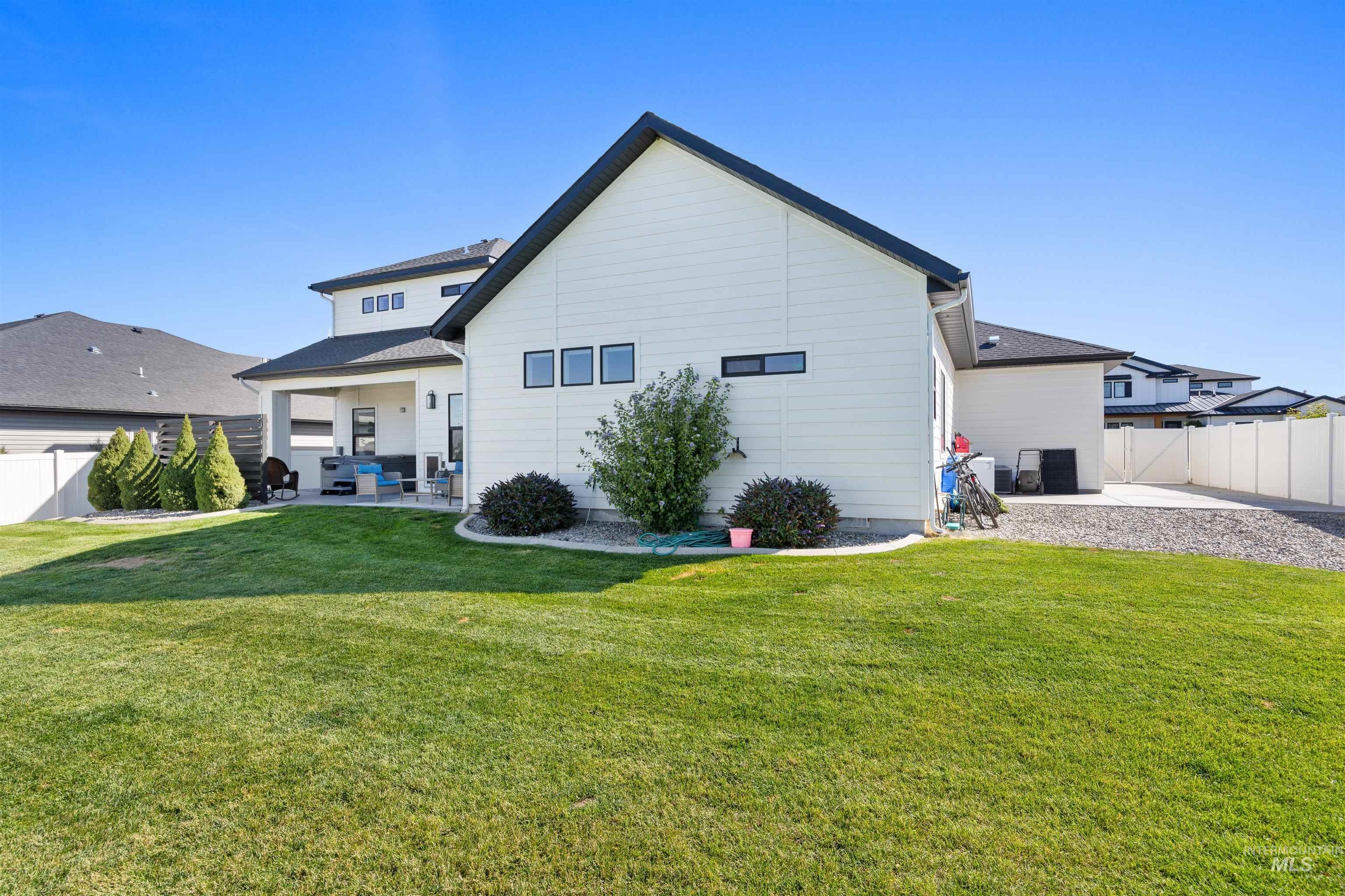 719 Midnight Sun Loop Property Photo 40