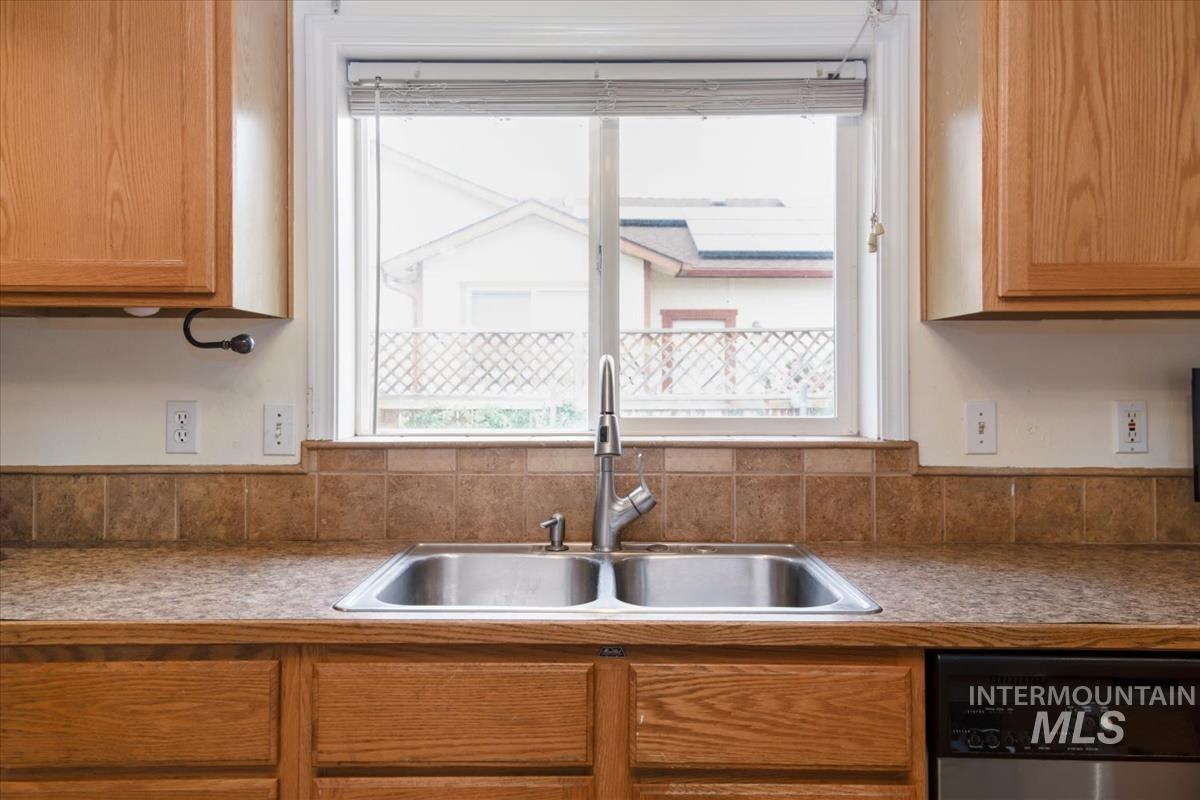 1620 Fairway Ct. Property Photo 7