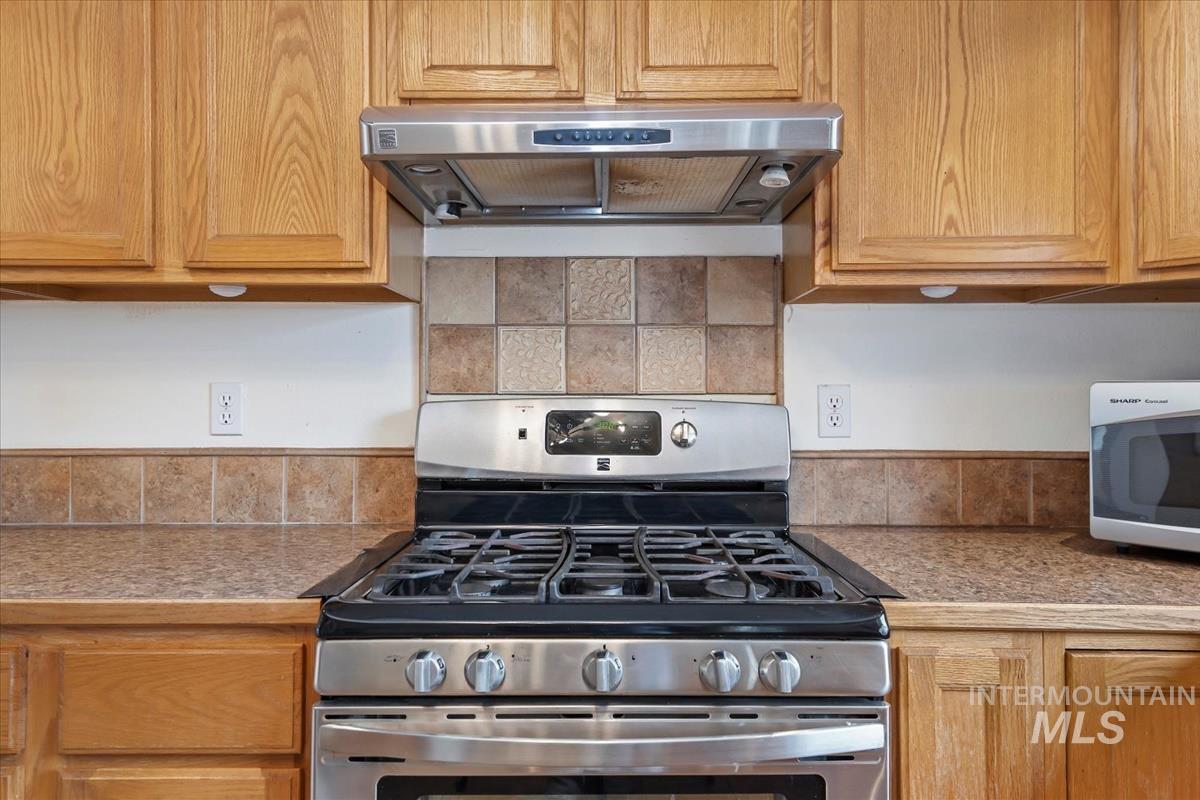 1620 Fairway Ct. Property Photo 8