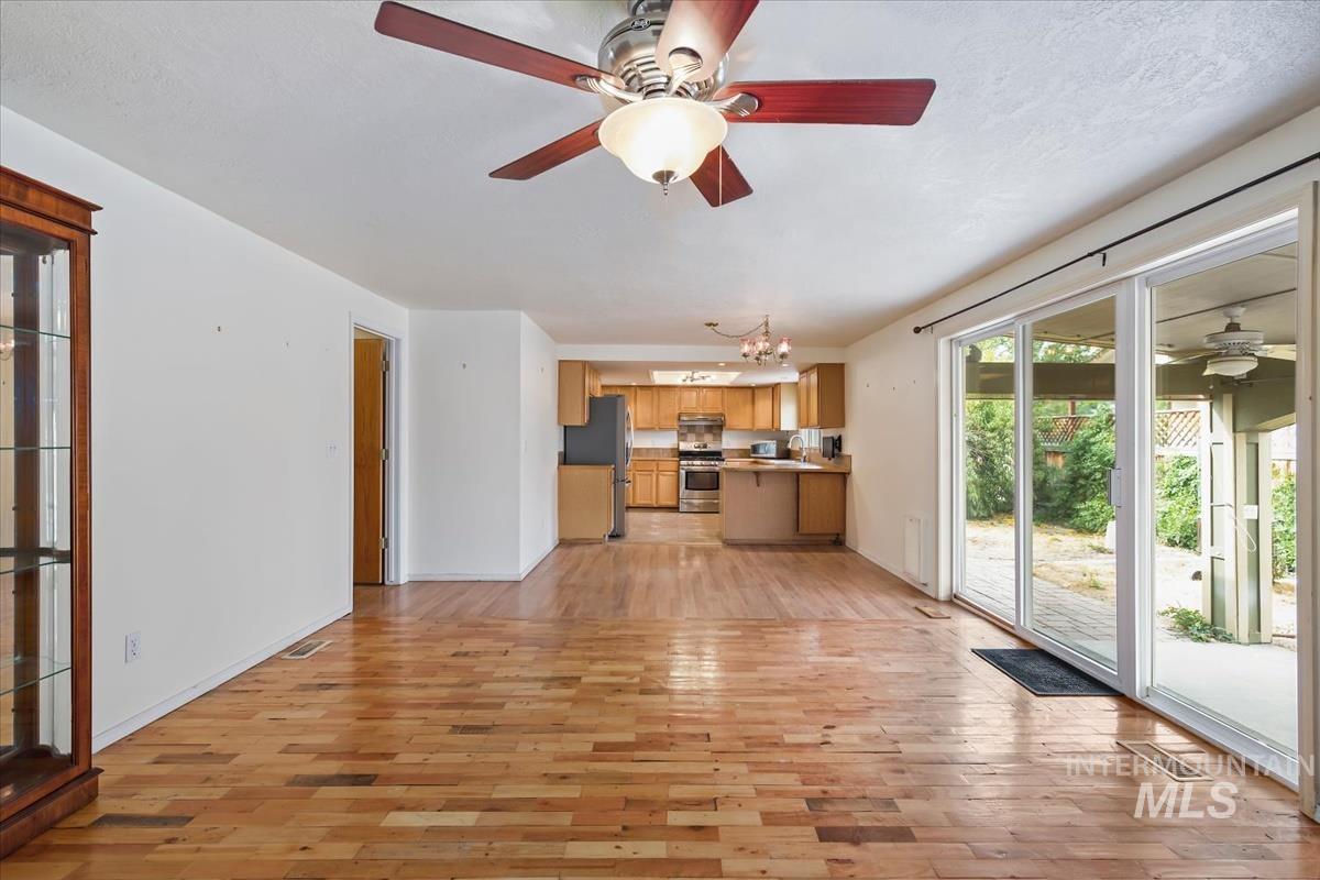 1620 Fairway Ct. Property Photo 17