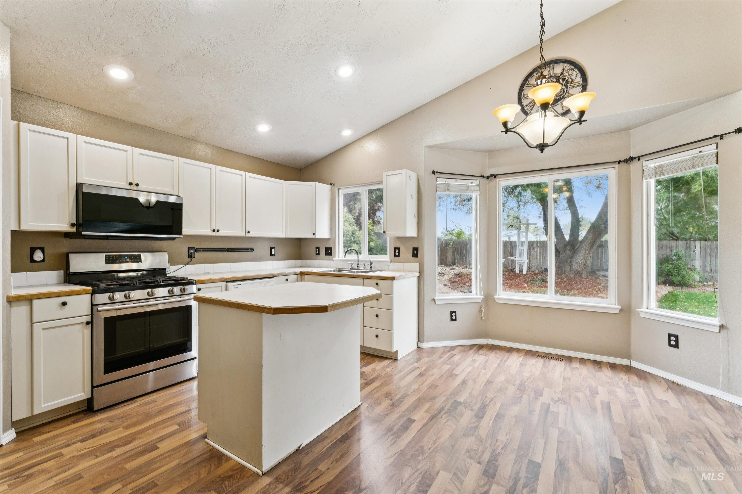 1320 New York Property Photo 8