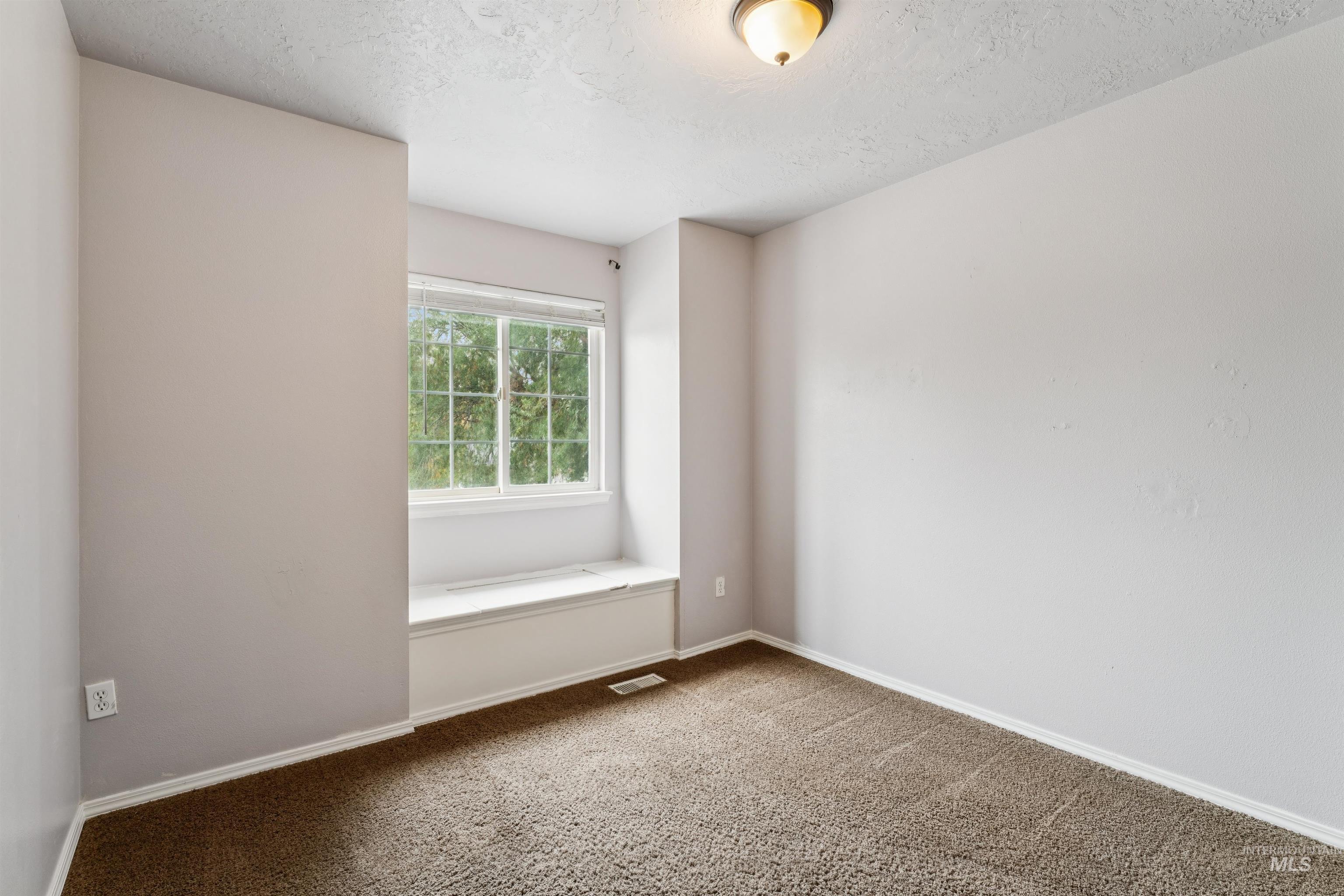 1320 New York Property Photo 22