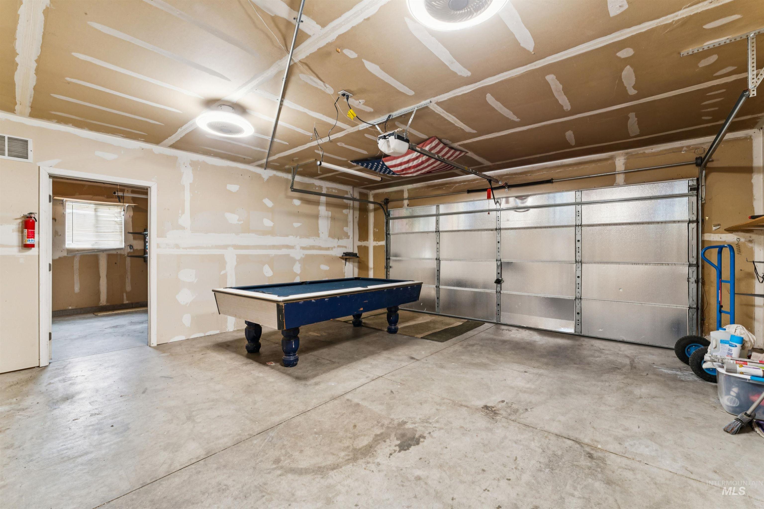 1320 New York Property Photo 27