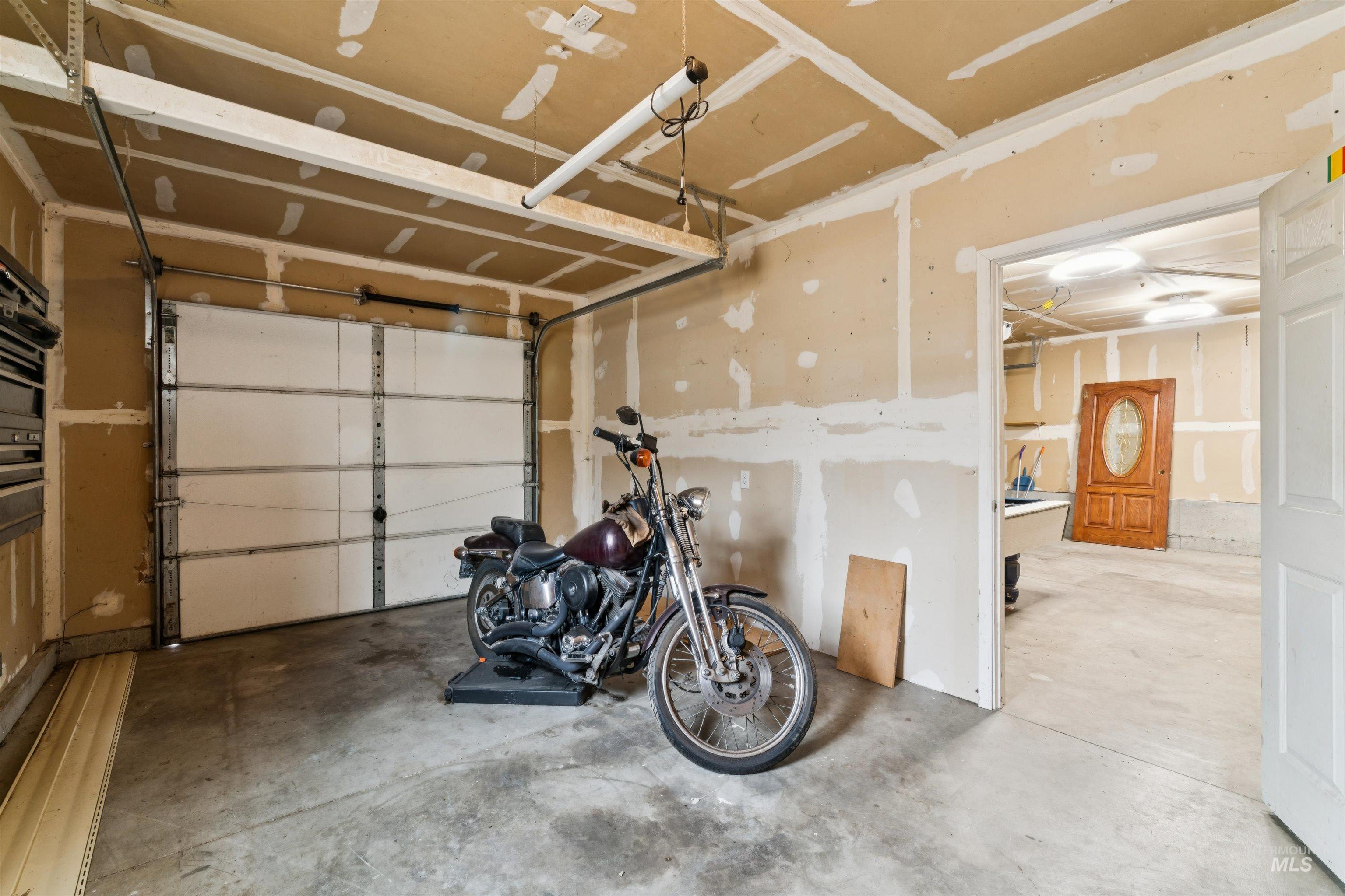 1320 New York Property Photo 28