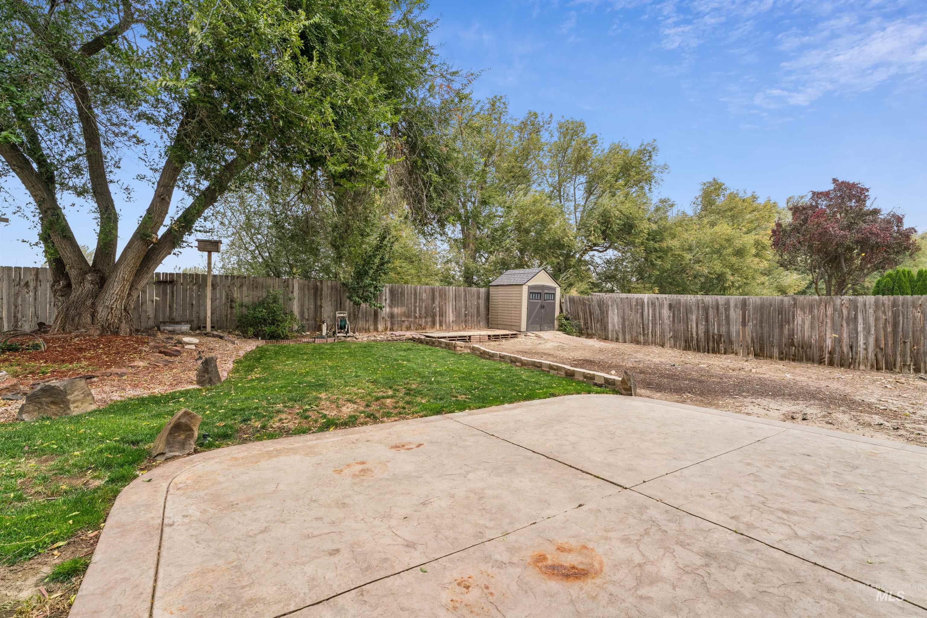 1320 New York Property Photo 33