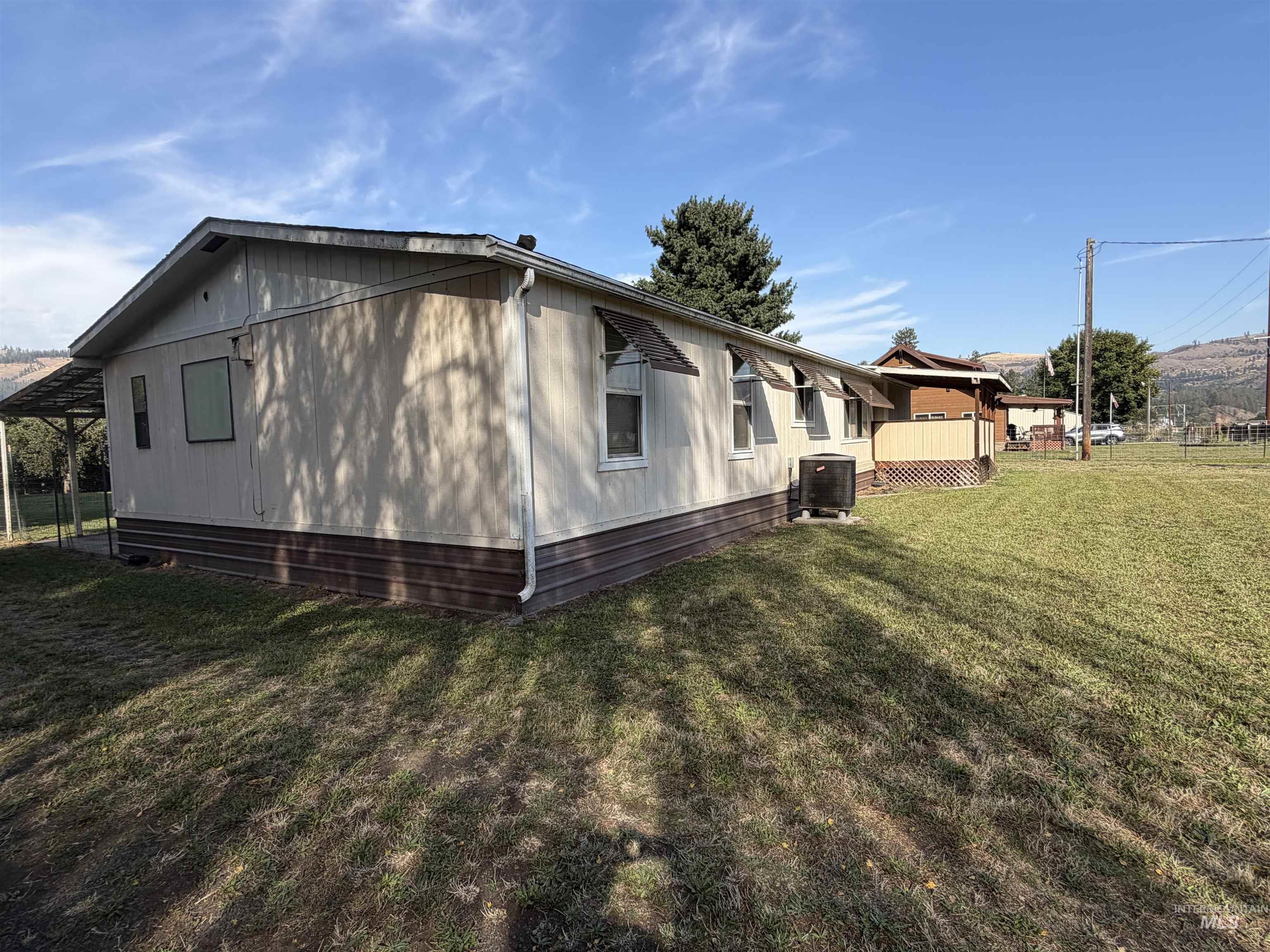 3353 No Kid Lane Property Photo 4