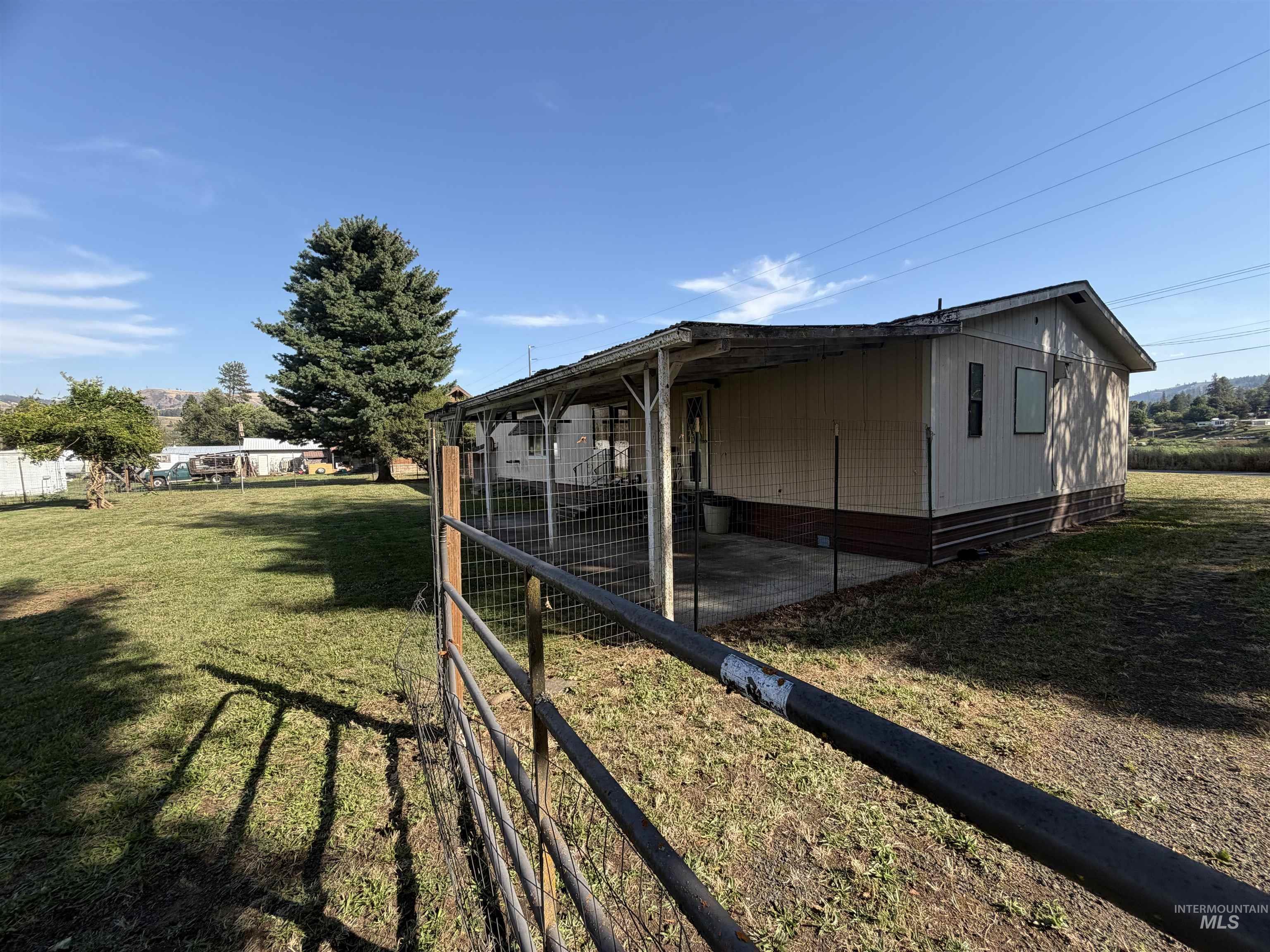 3353 No Kid Lane Property Photo 7