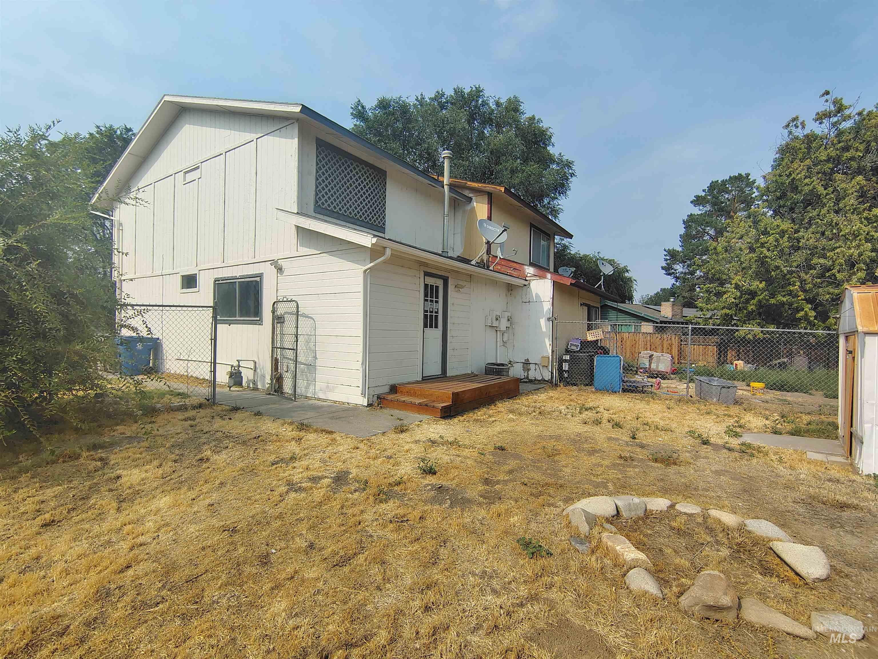 647 Brookside Ct Property Photo 43