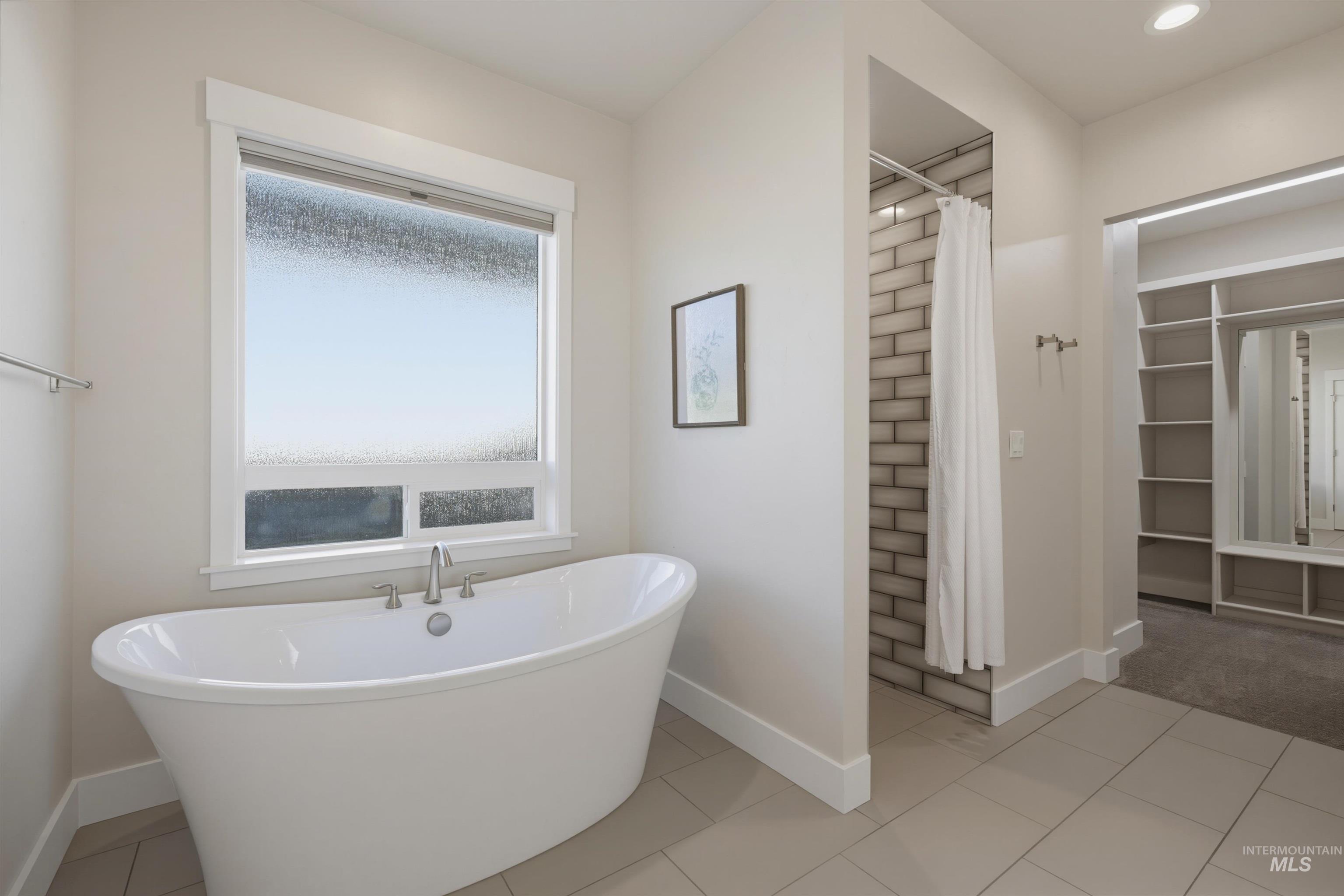 1457 W Tenzing St Property Photo 10