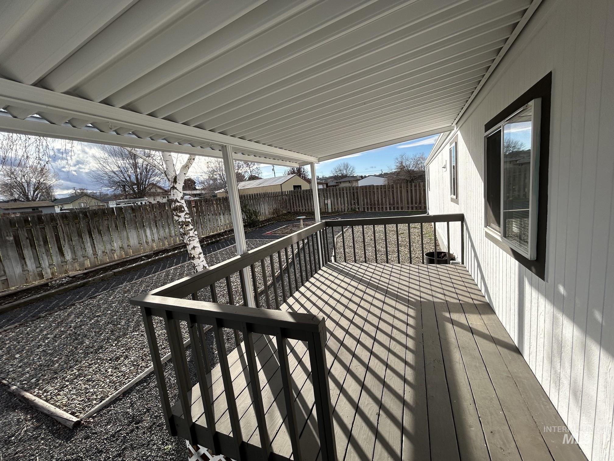 1430 Chestnut Property Photo 6