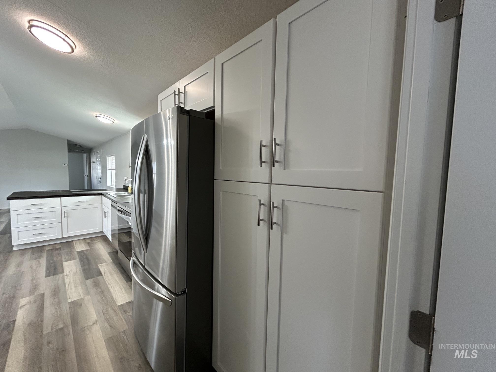 1430 Chestnut Property Photo 11