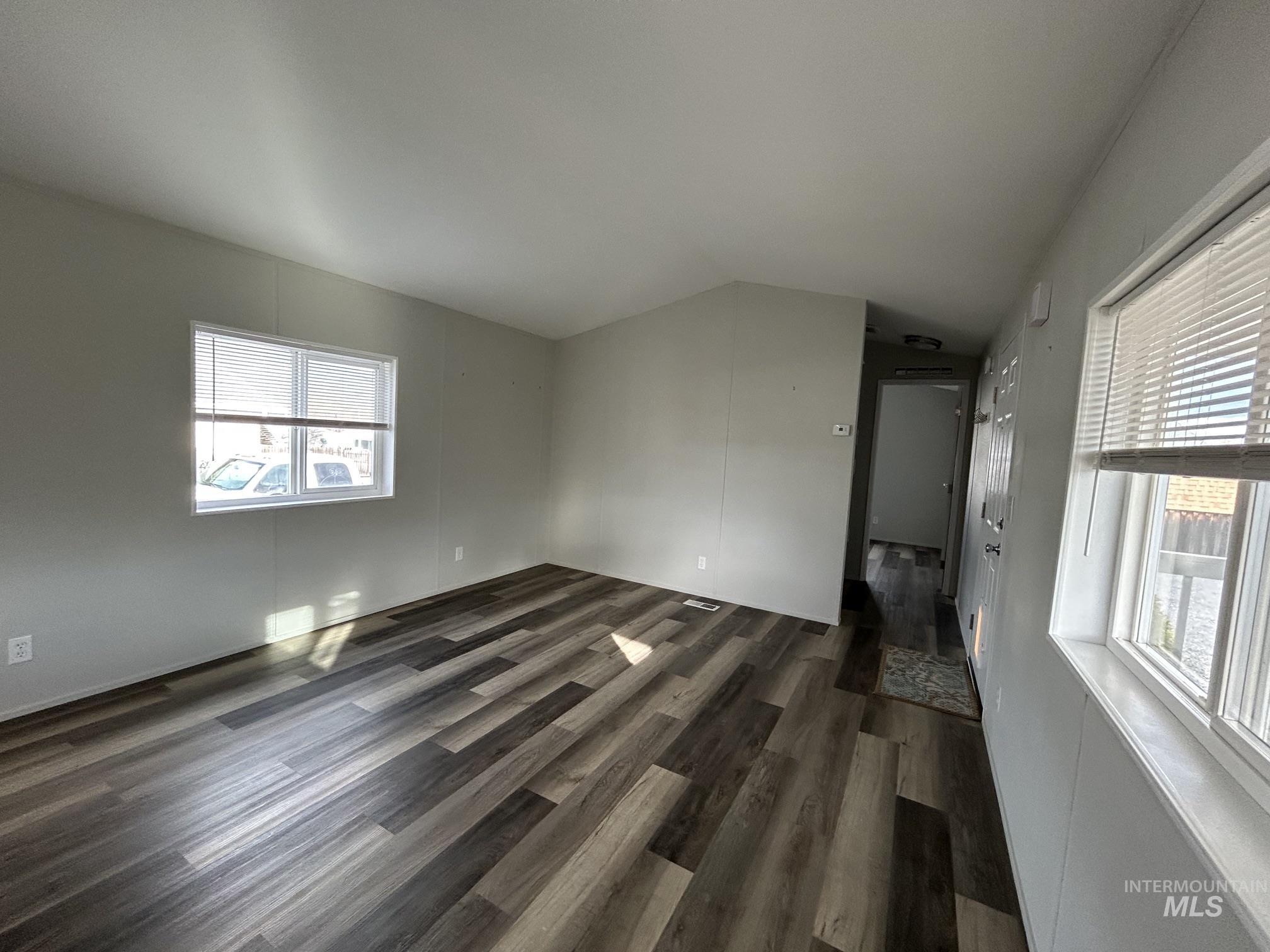 1430 Chestnut Property Photo 12