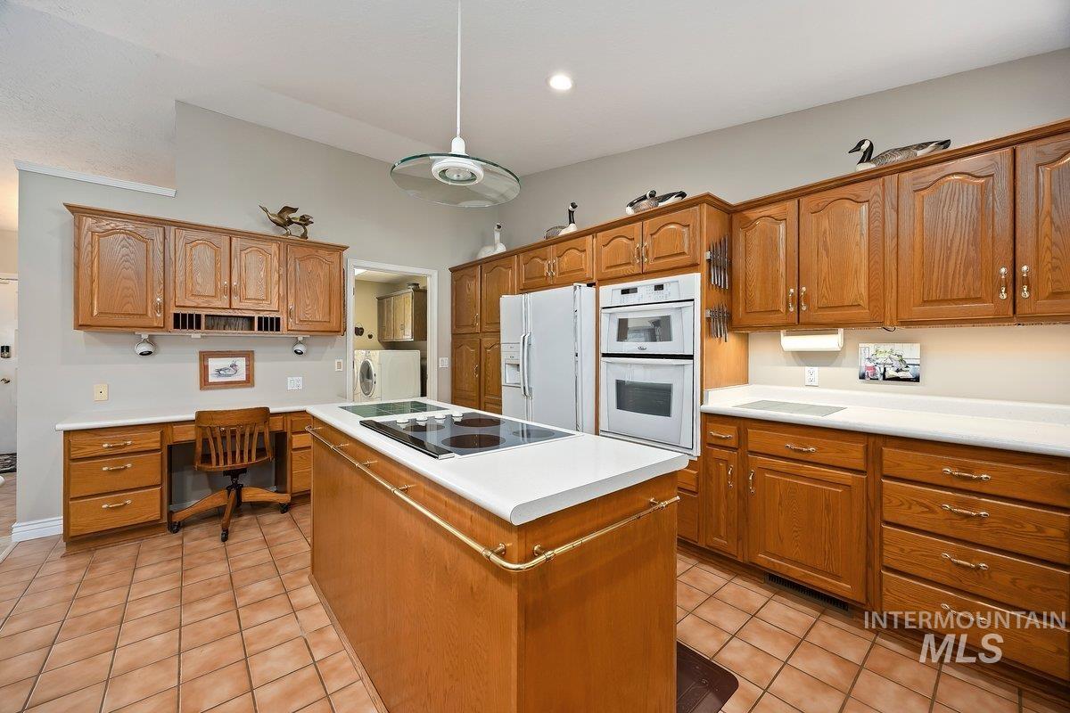 62 E 300 S Property Photo 16