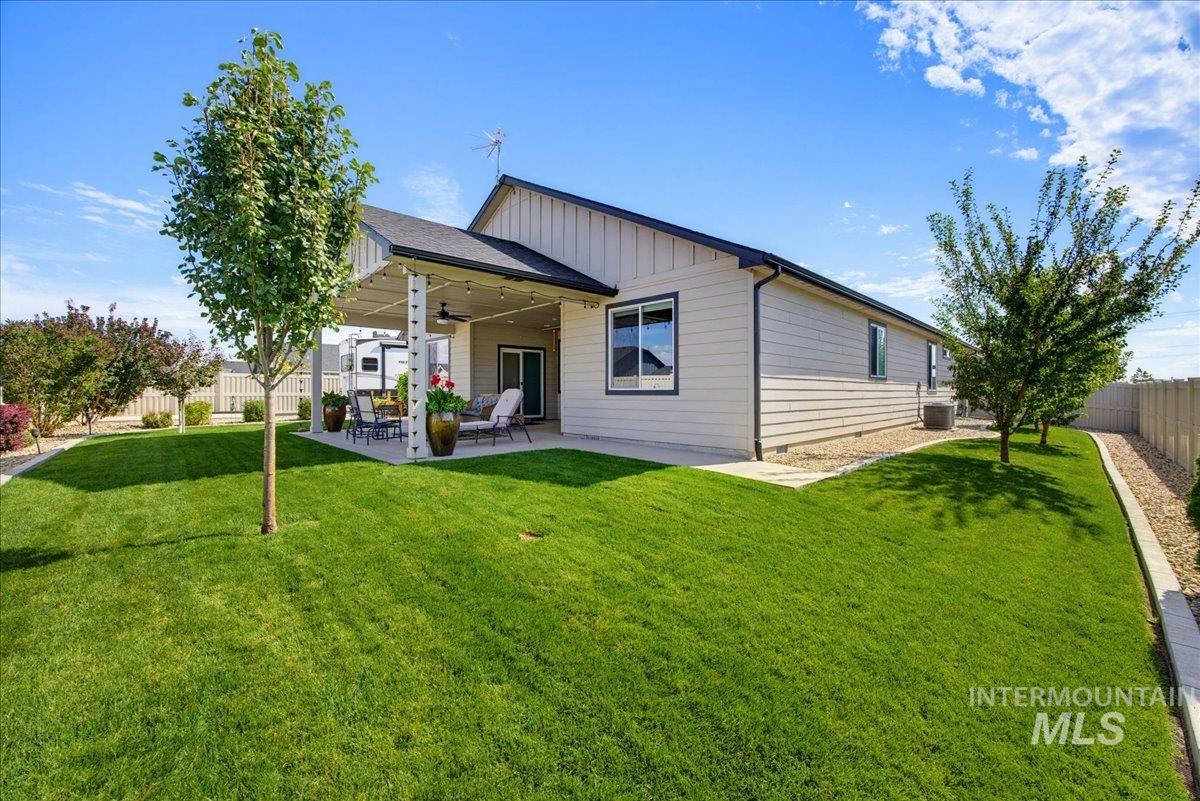 11444 Queensland Dr. Property Photo 31